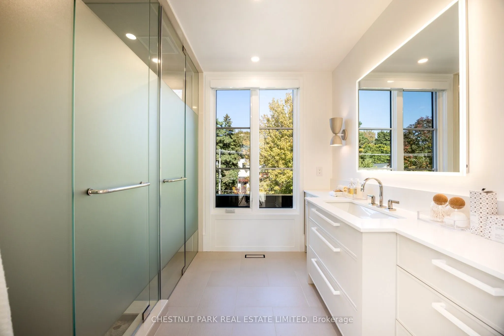 229 Sheldrake Boulevard