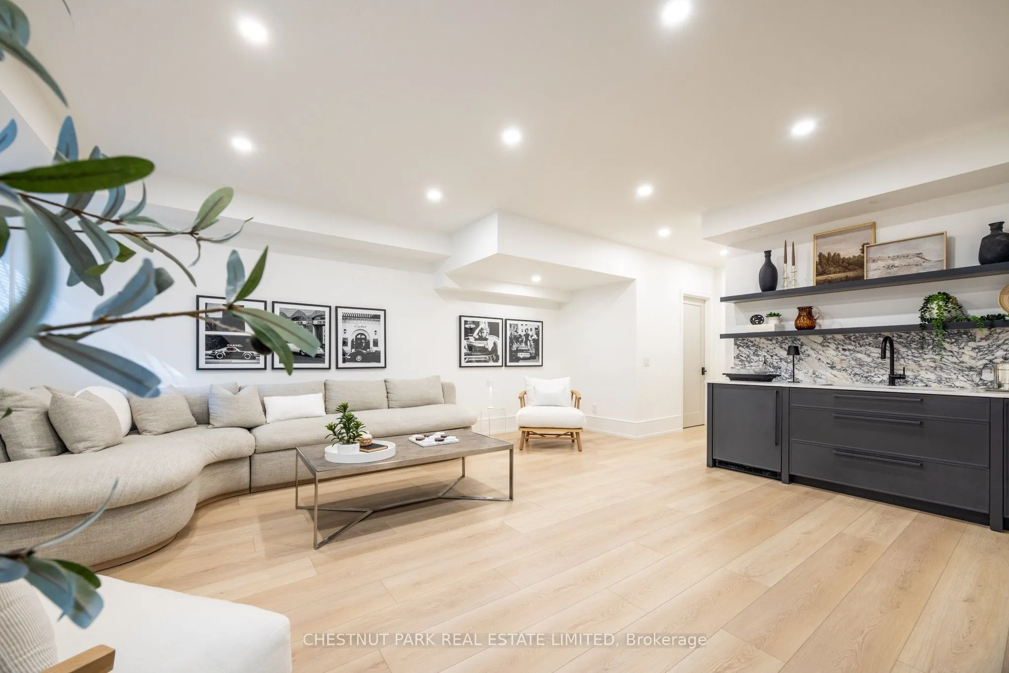 229 Sheldrake Boulevard