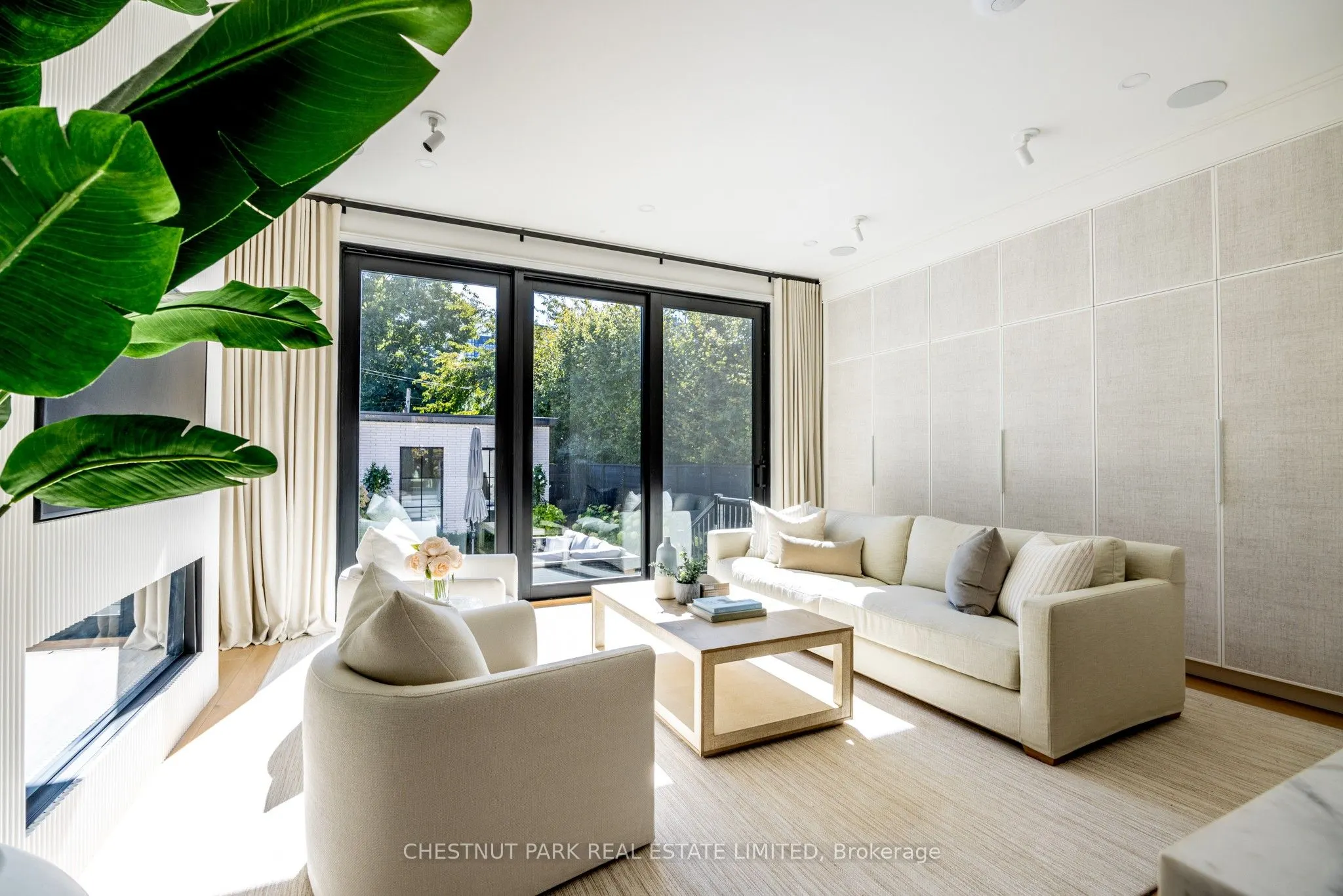 229 Sheldrake Boulevard