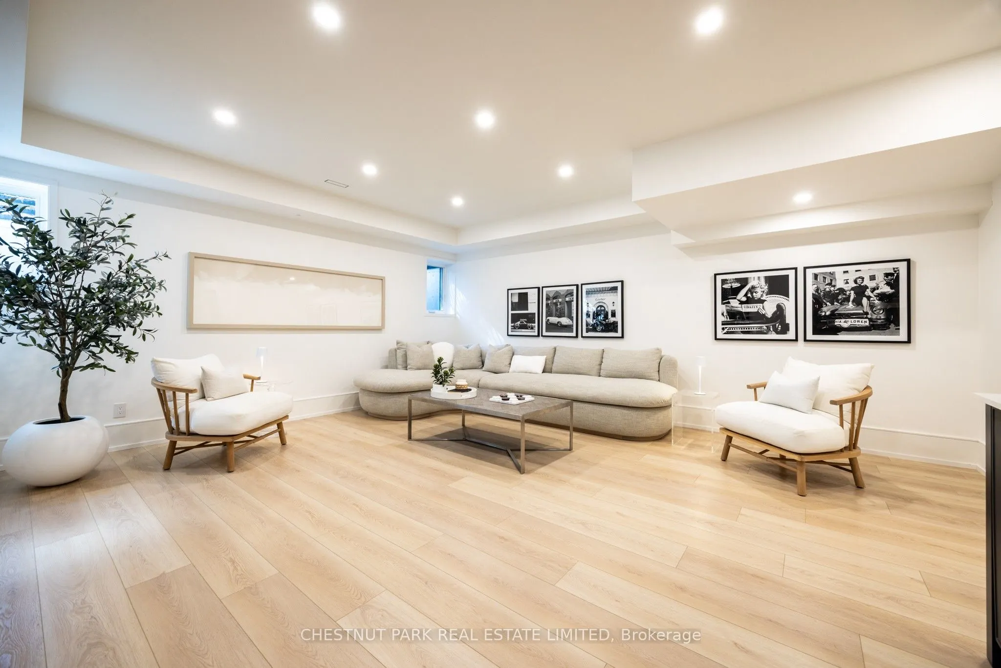 229 Sheldrake Boulevard