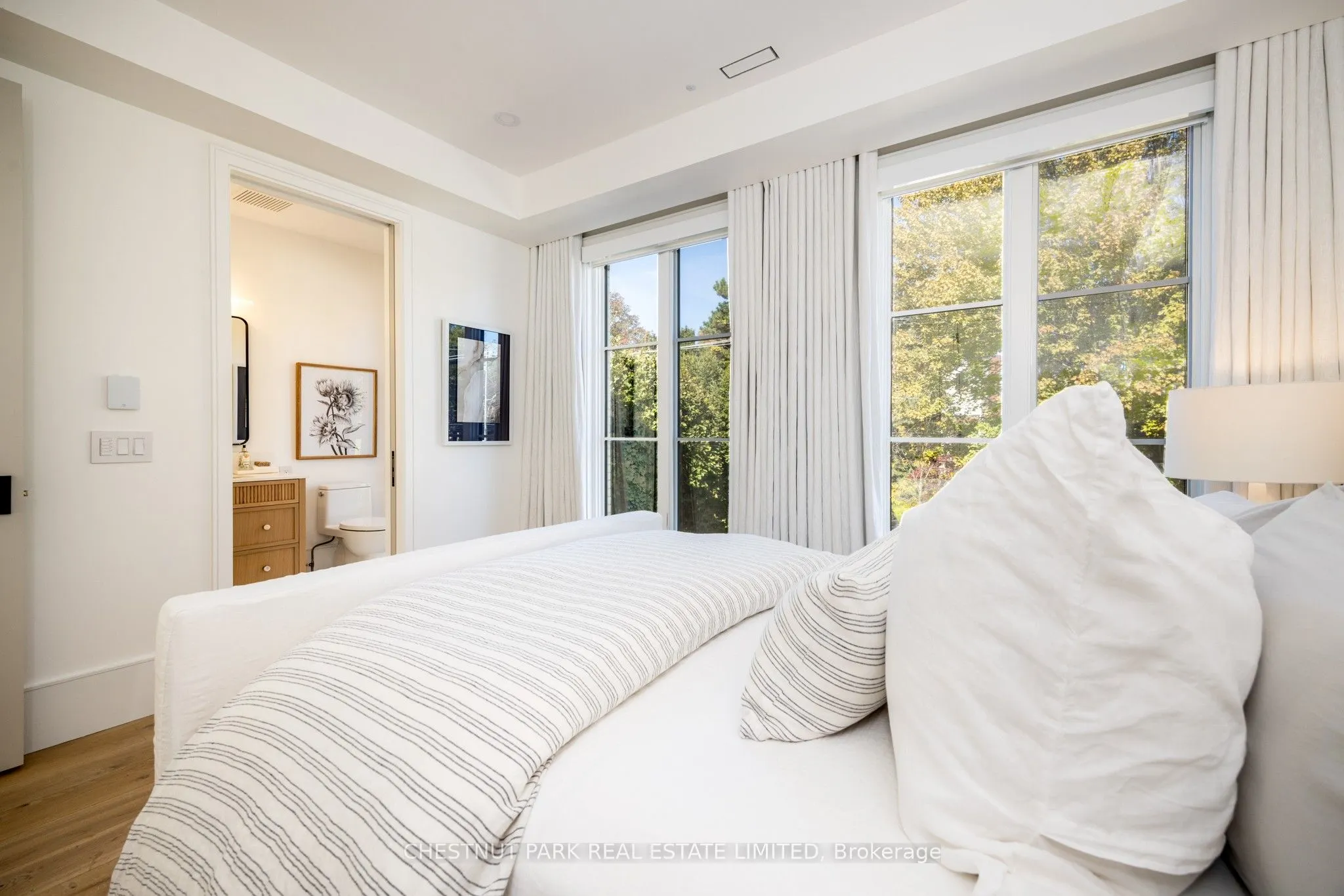 229 Sheldrake Boulevard