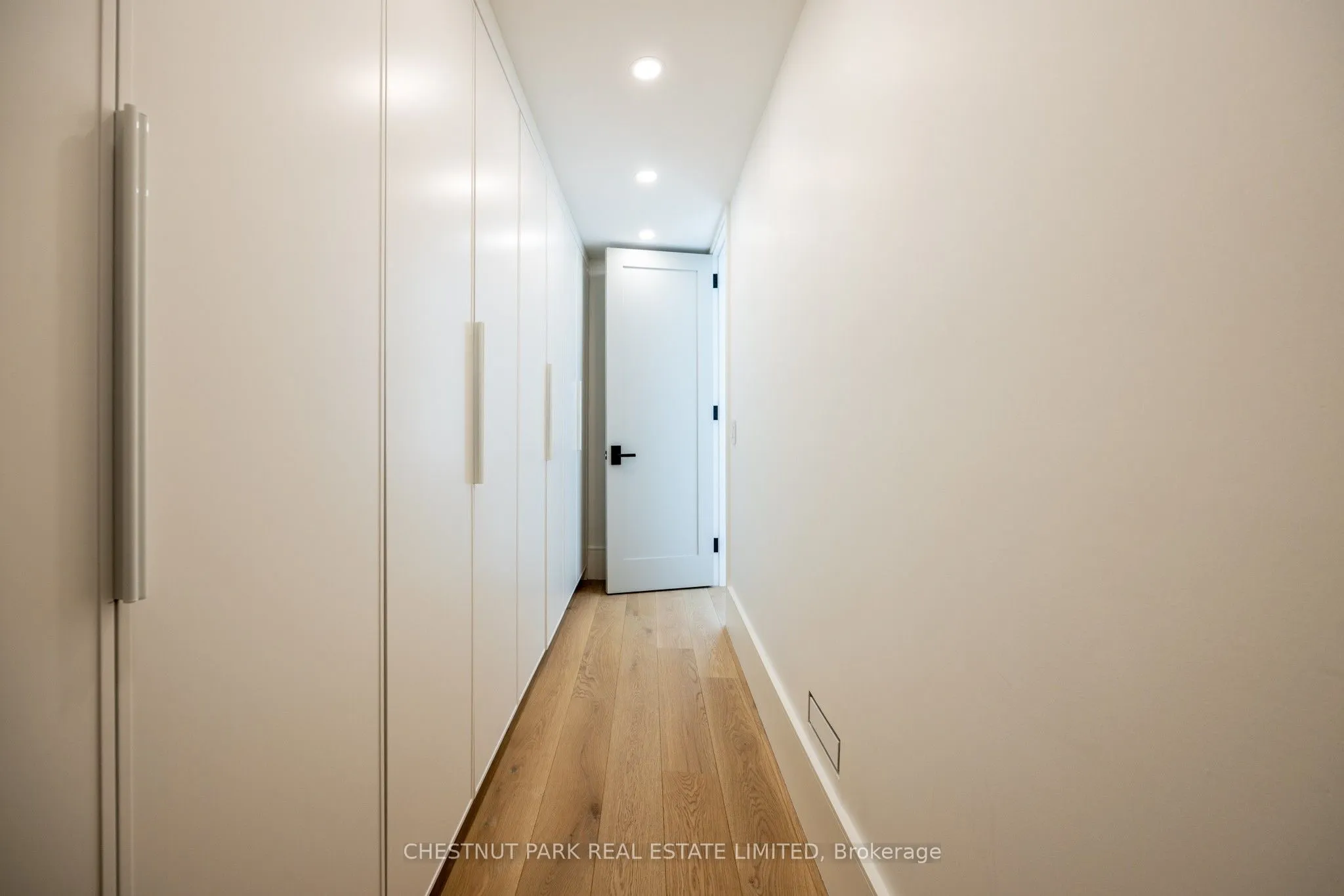 229 Sheldrake Boulevard