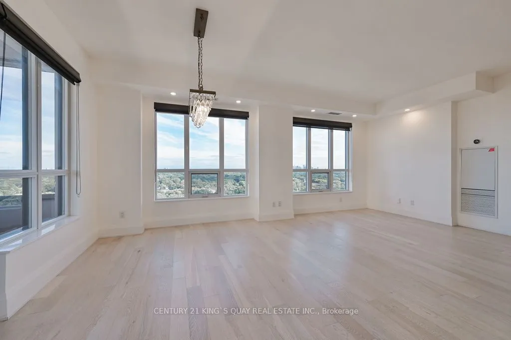 100 Harrison Garden Boulevard, #1609