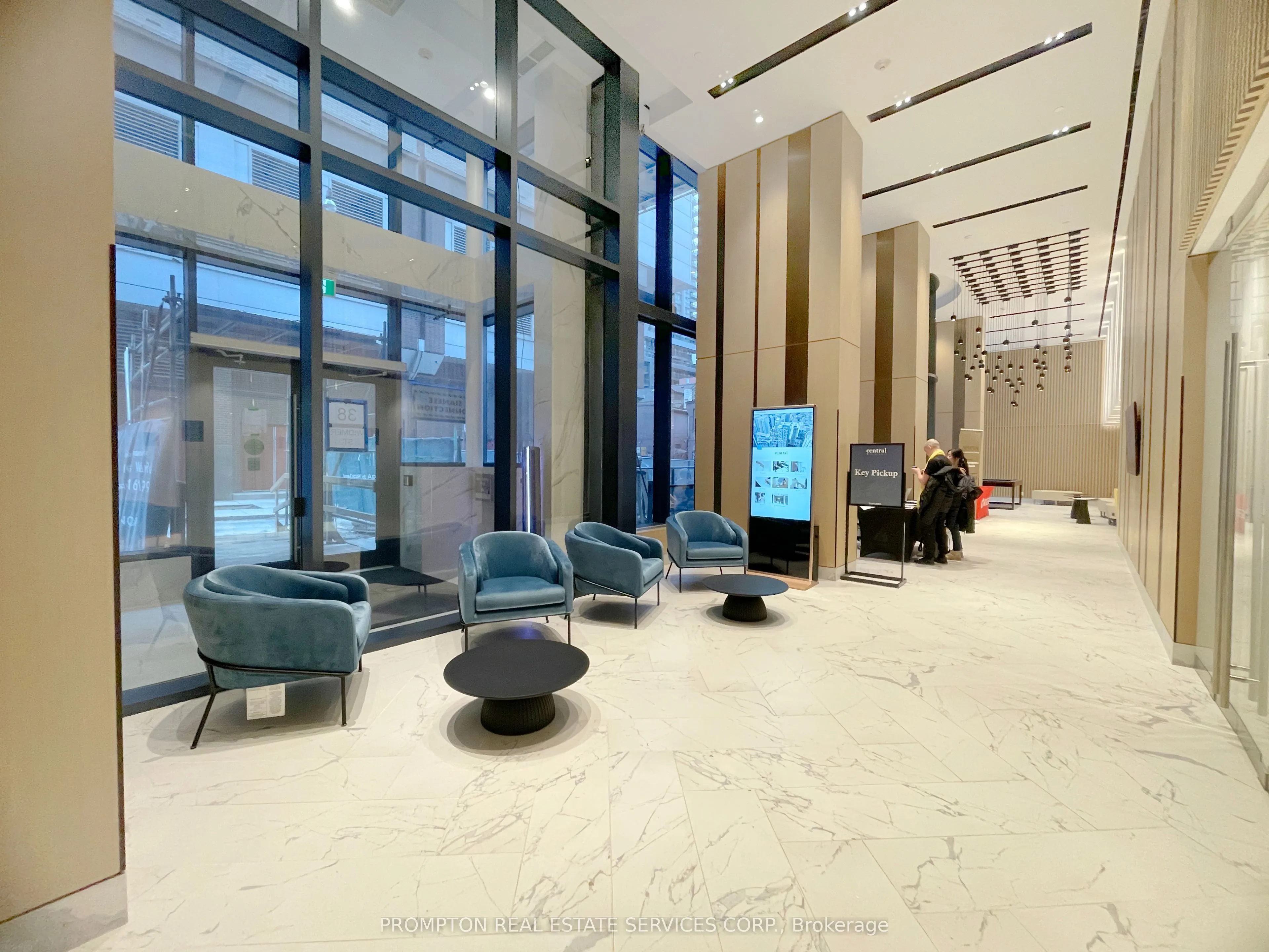 38 Widmer Street, #2509