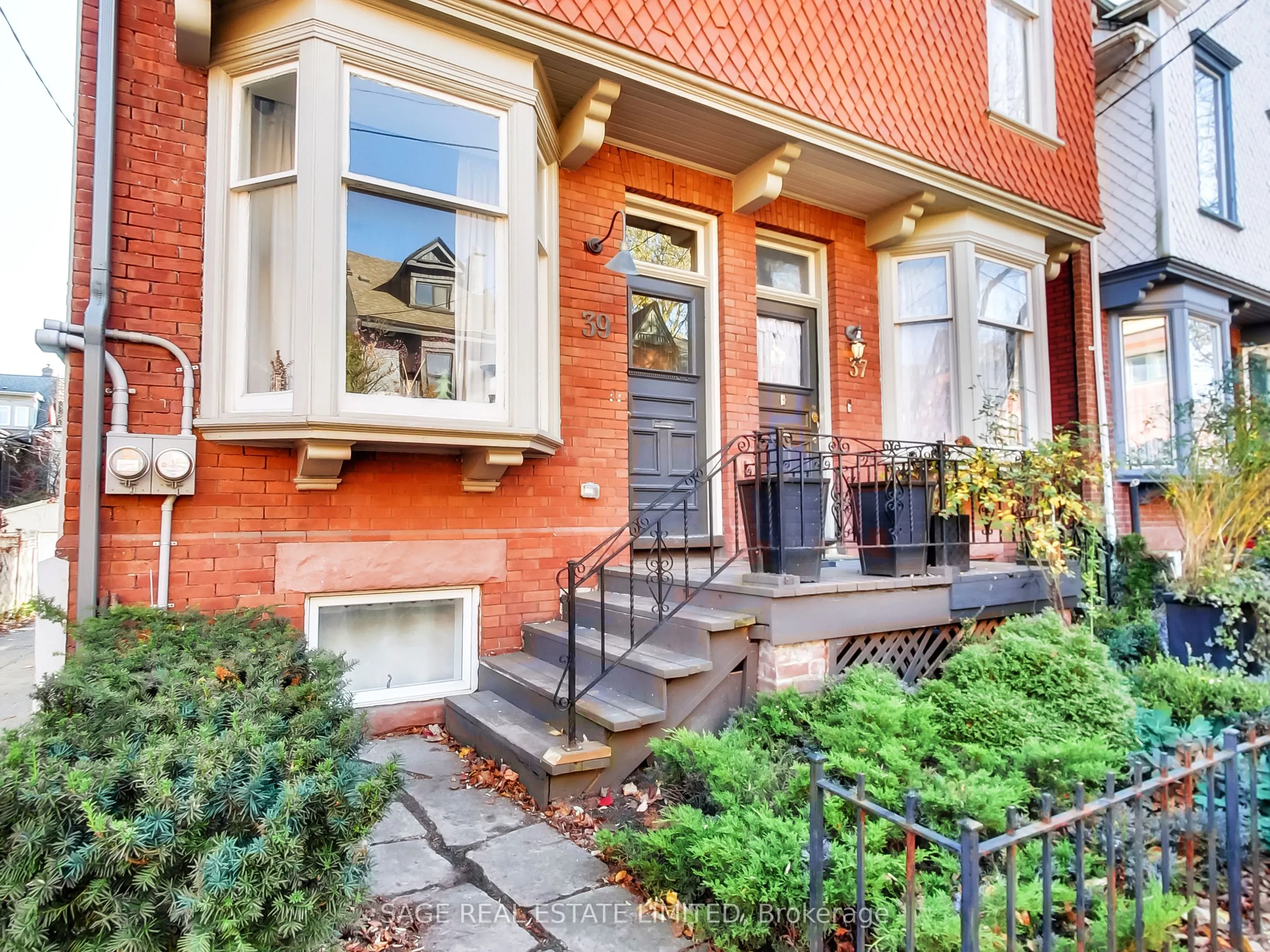 39 Salisbury Avenue, #A (Main)