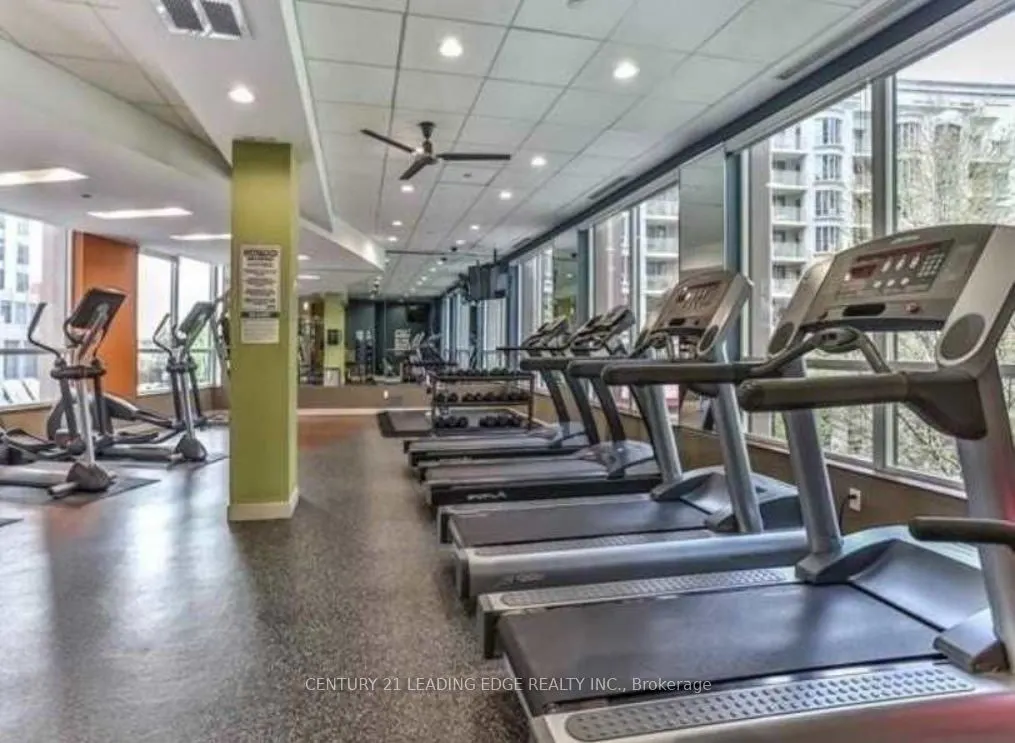 10 Northtown Way, #2007