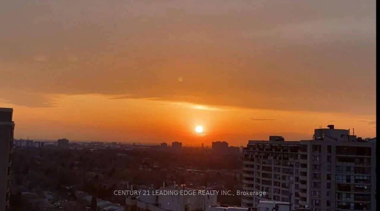 10 Northtown Way, #2007