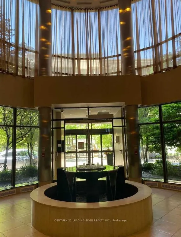 10 Northtown Way, #2007