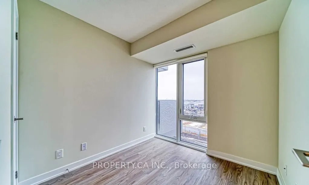 38 Monte Kwinter Court, #914