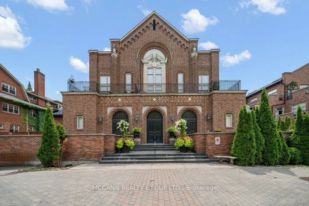 65 Sheldrake Boulevard, #208