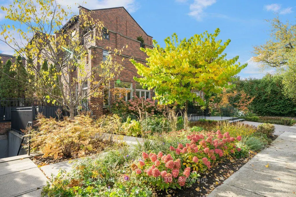 65 Sheldrake Boulevard, #208