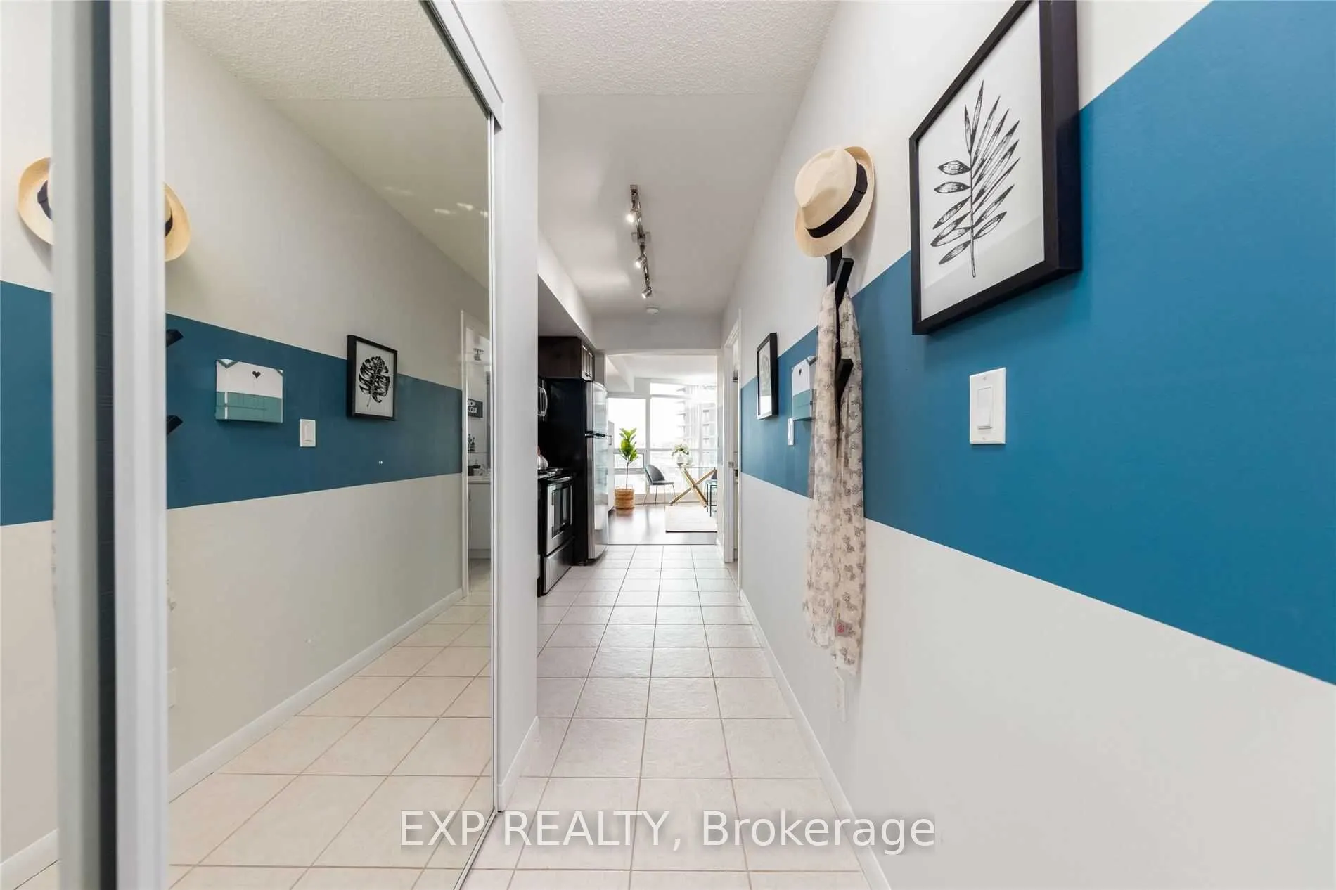 215 Fort York Boulevard, #1206