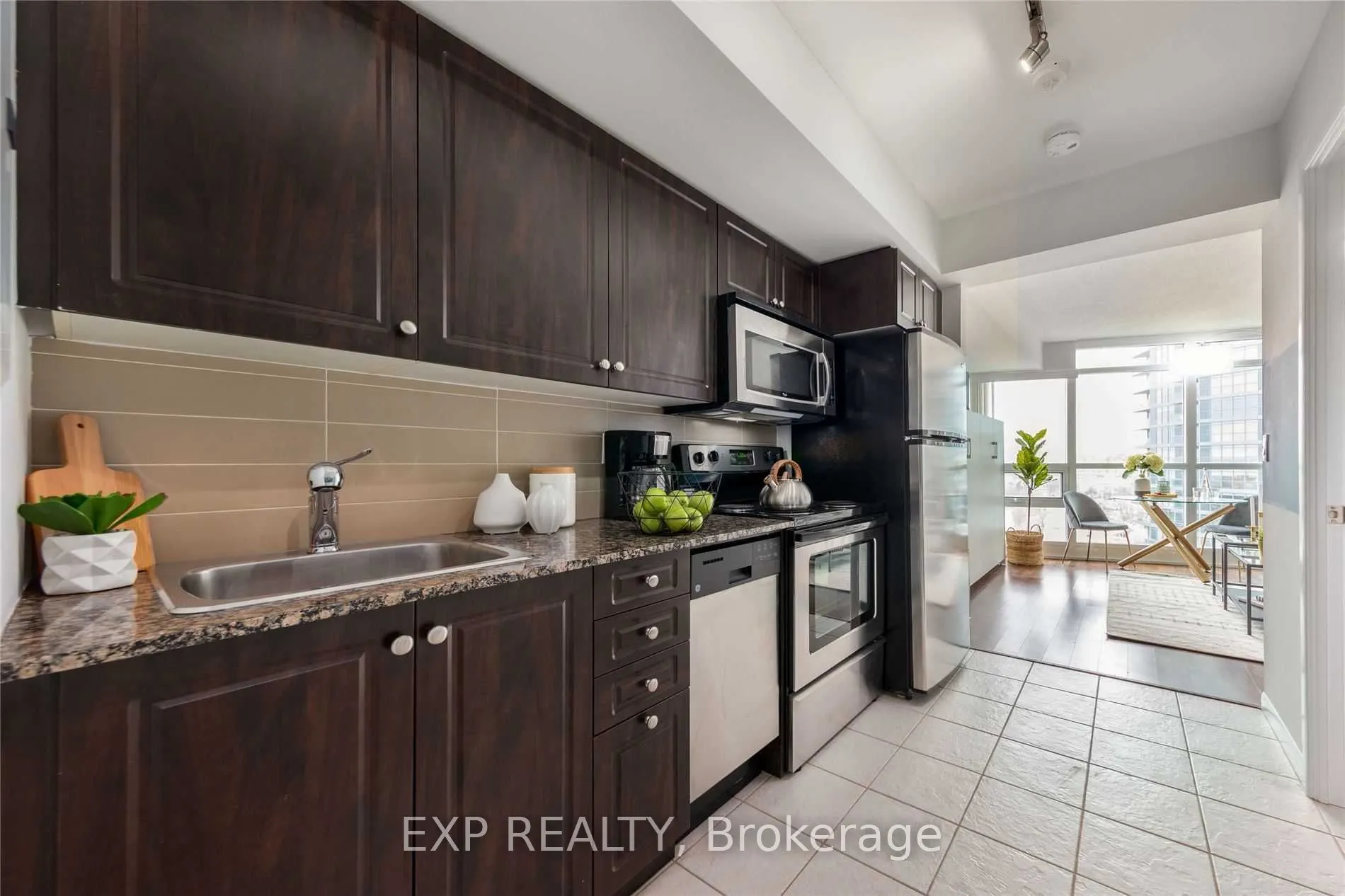 215 Fort York Boulevard, #1206