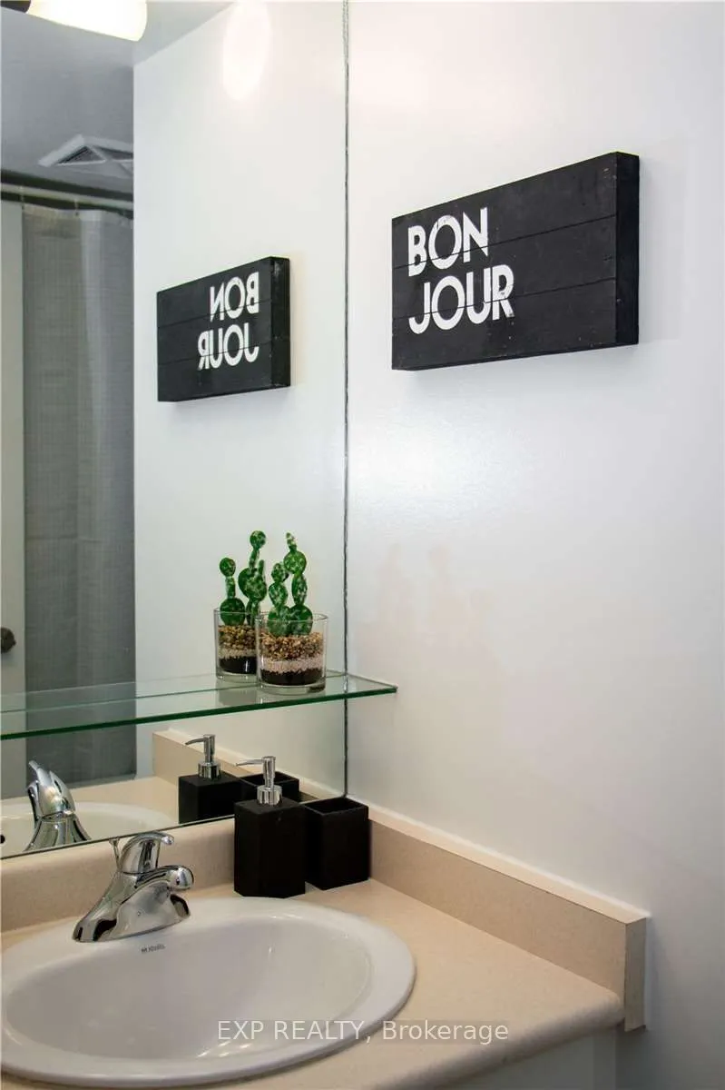 215 Fort York Boulevard, #1206