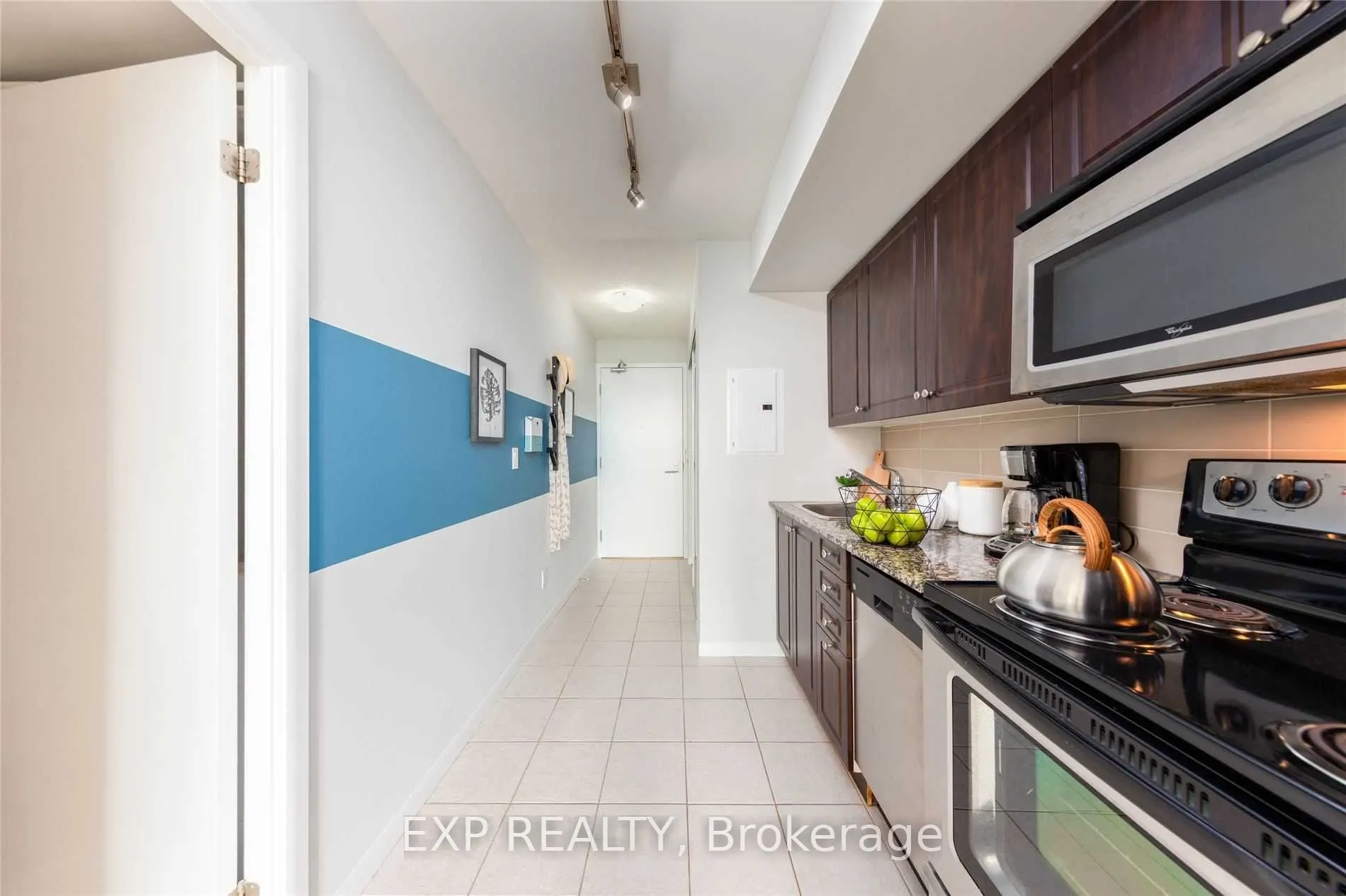 215 Fort York Boulevard, #1206