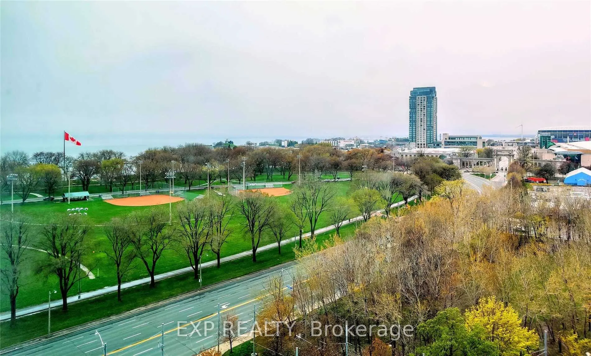 215 Fort York Boulevard, #1206