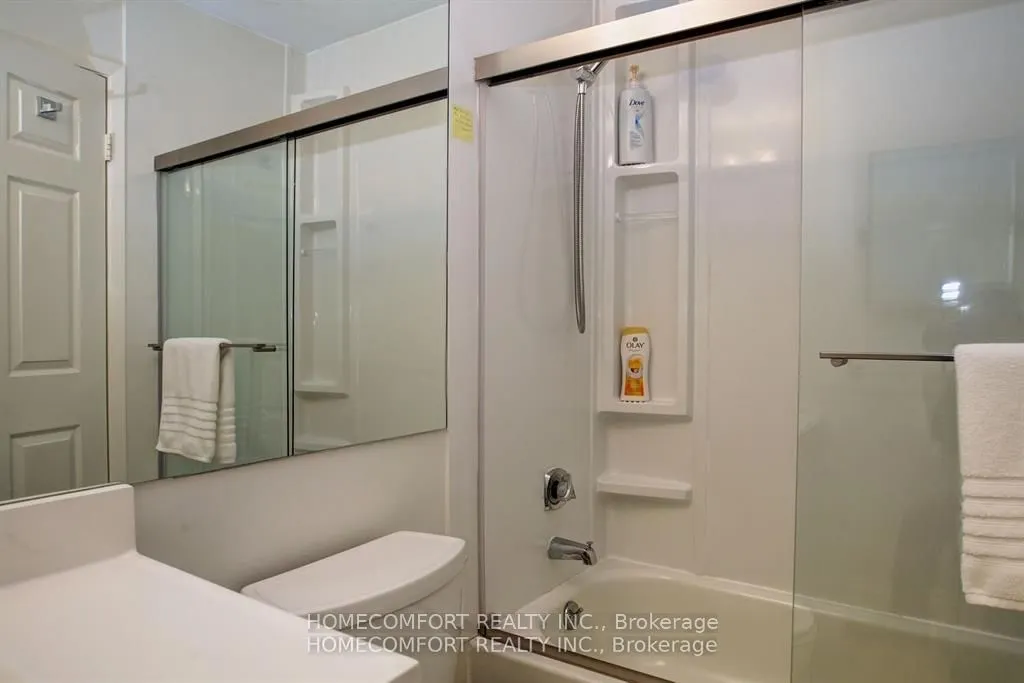 8 Wellesley Street E, #701