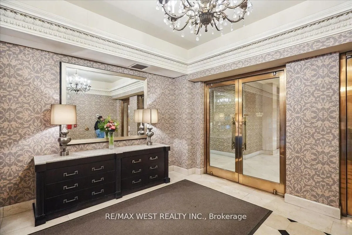 22 Leader Lane, #545