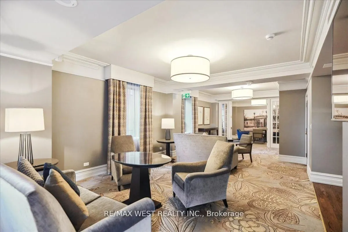 22 Leader Lane, #545