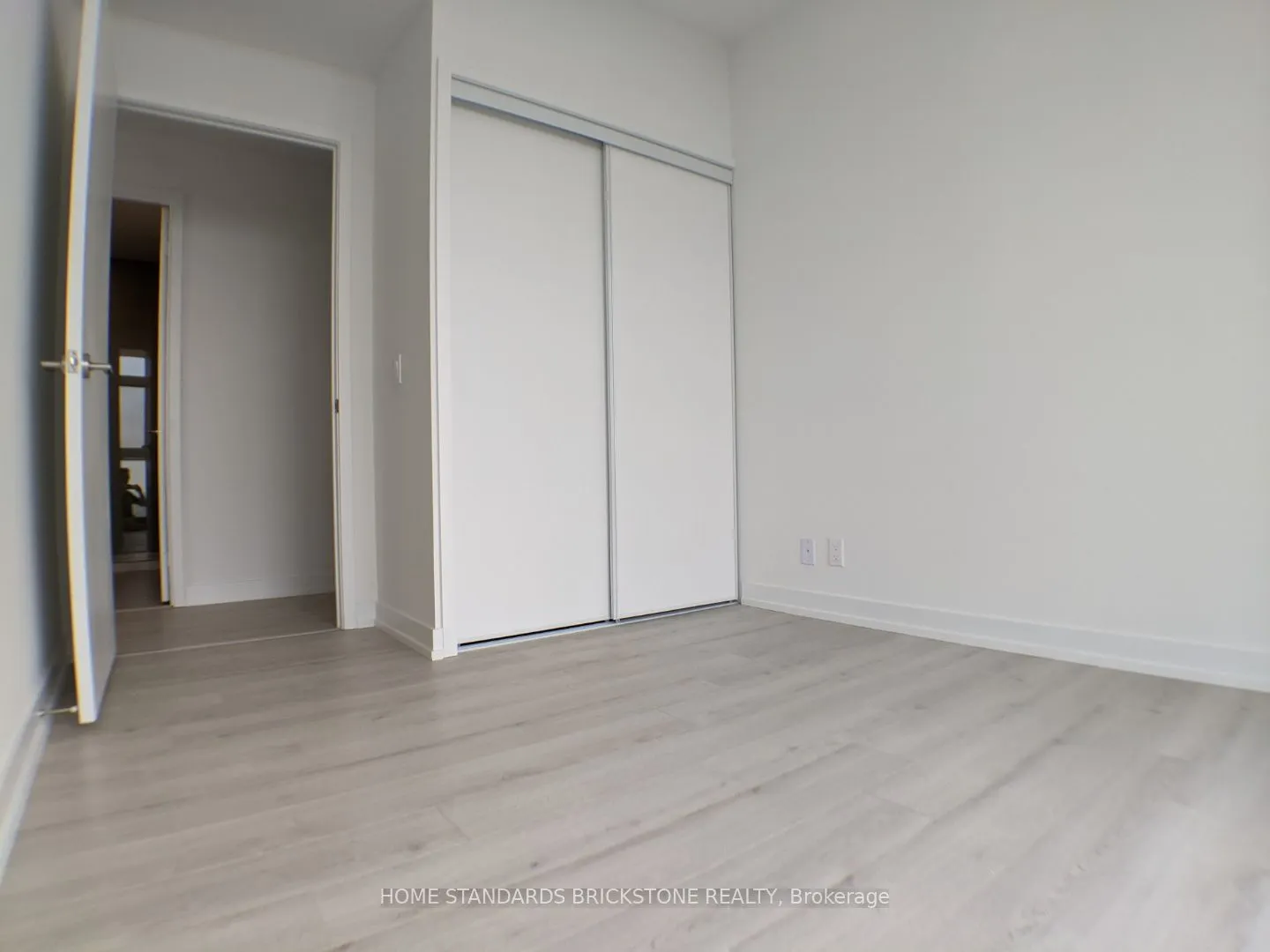 33 Helendale Avenue, #2312