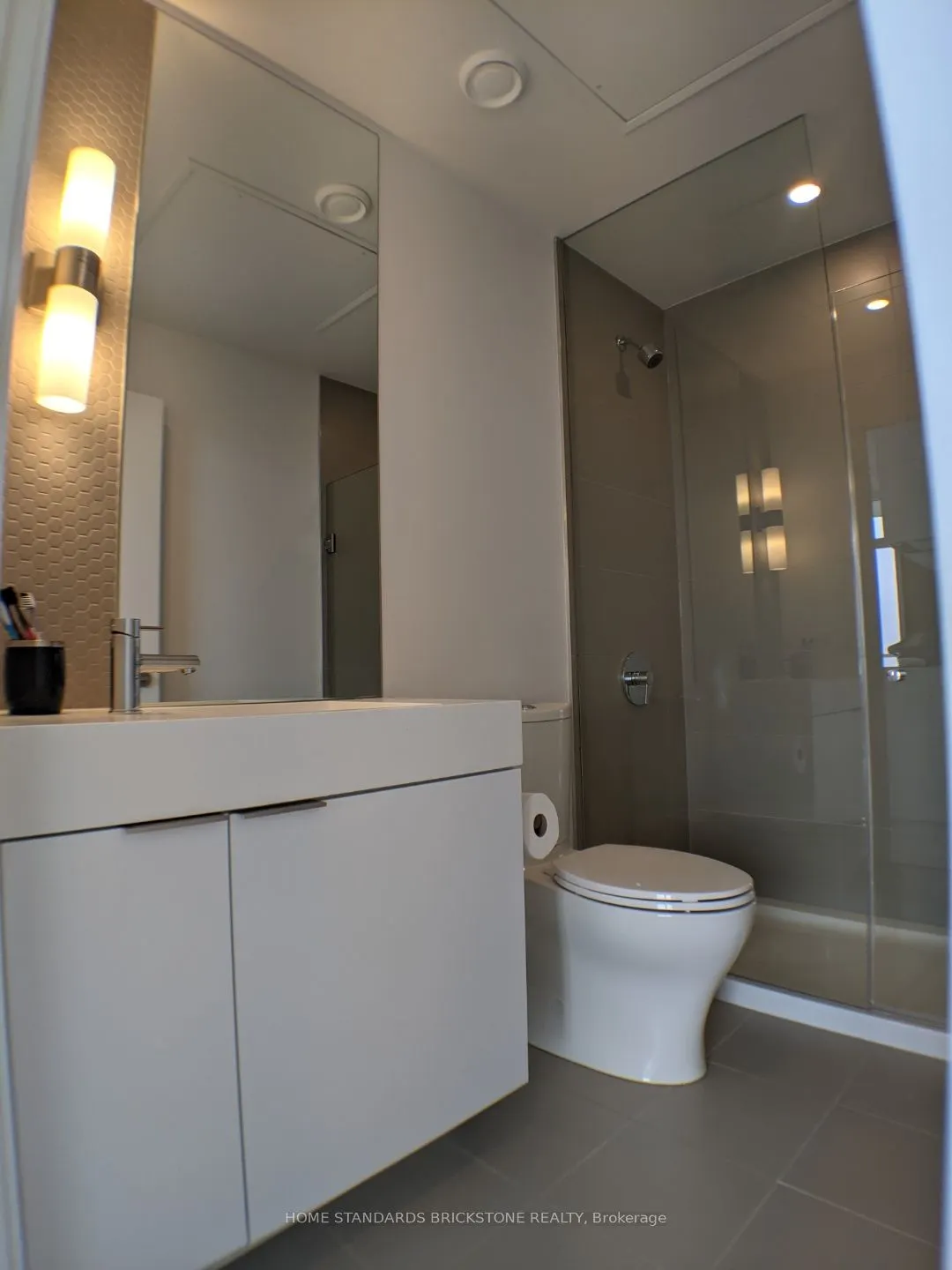 33 Helendale Avenue, #2312