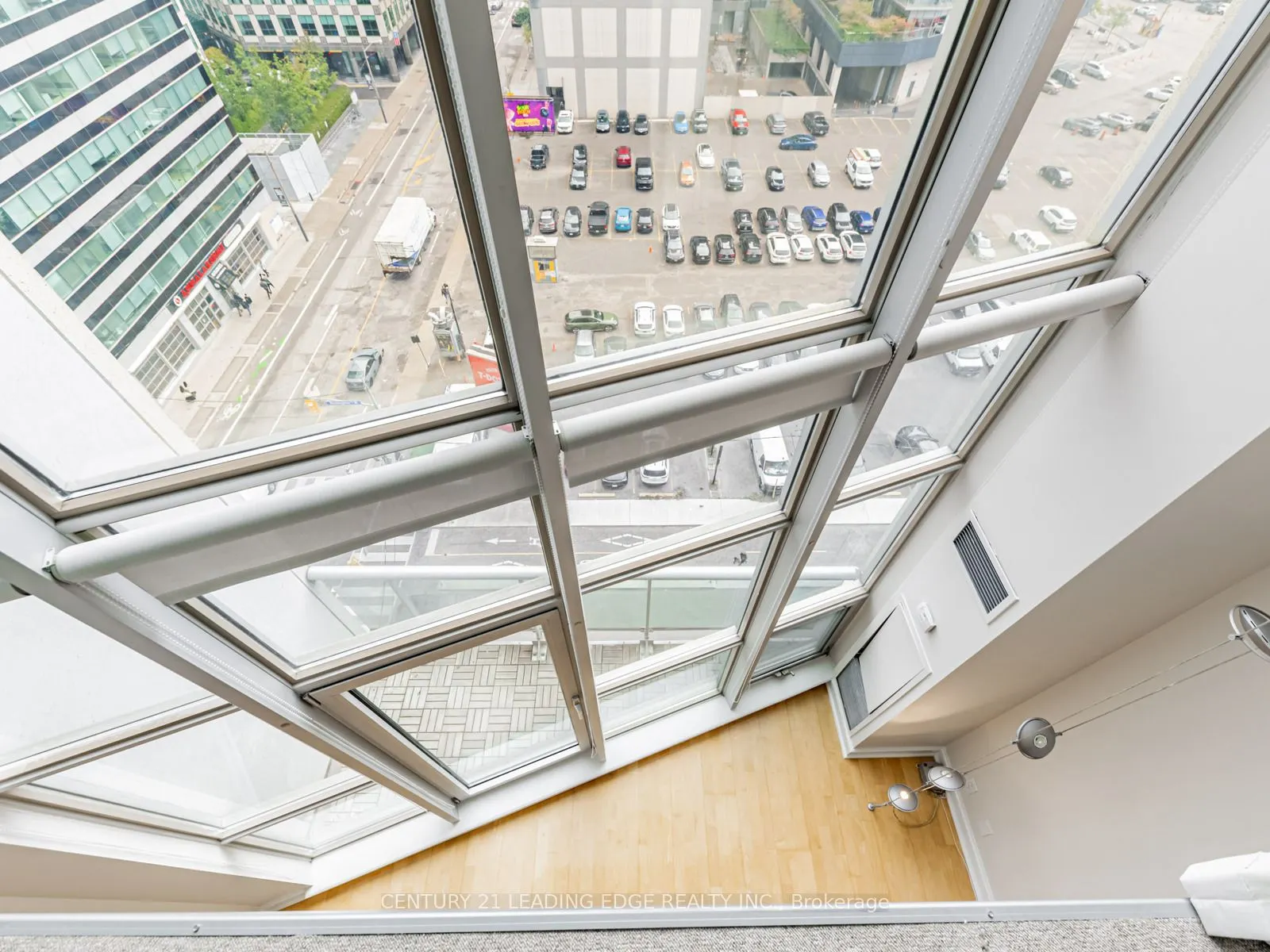 36 Blue Jays Way, #914