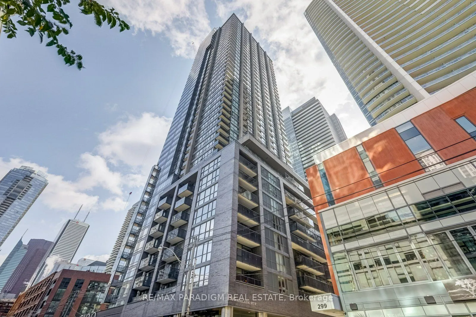 295 Adelaide Street W, #507