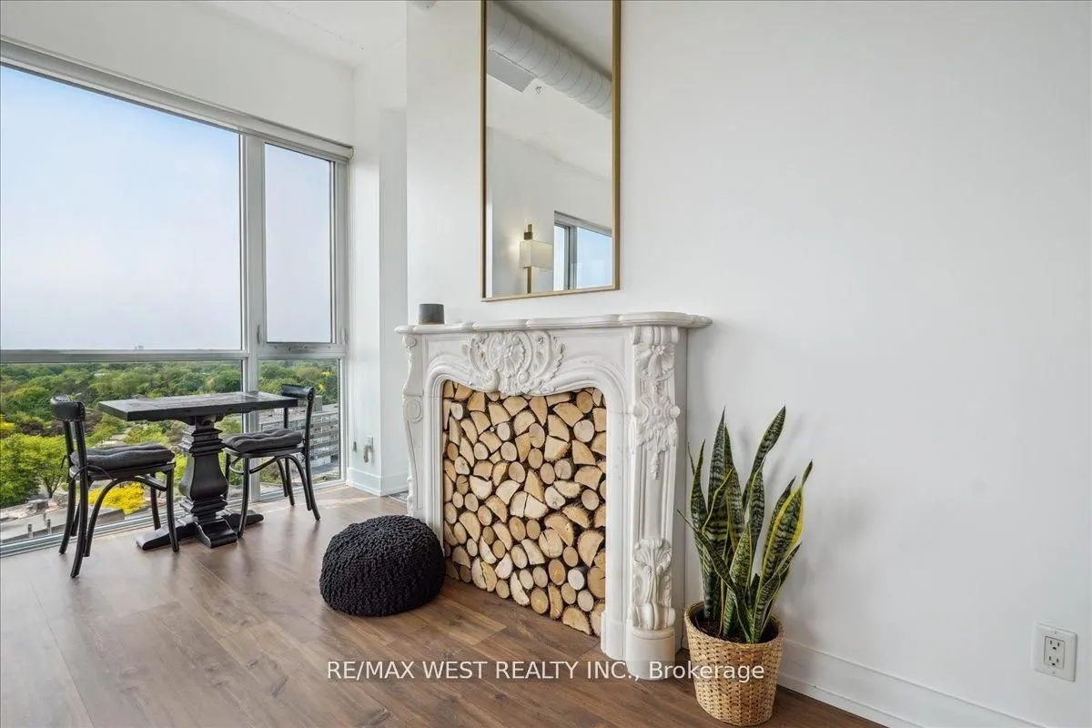 75 The Donway W, #1010