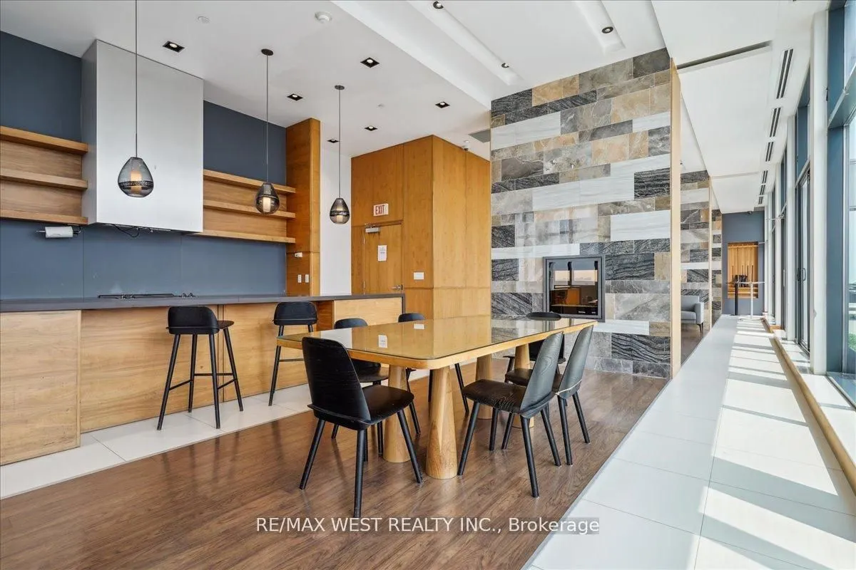 75 The Donway W, #1010