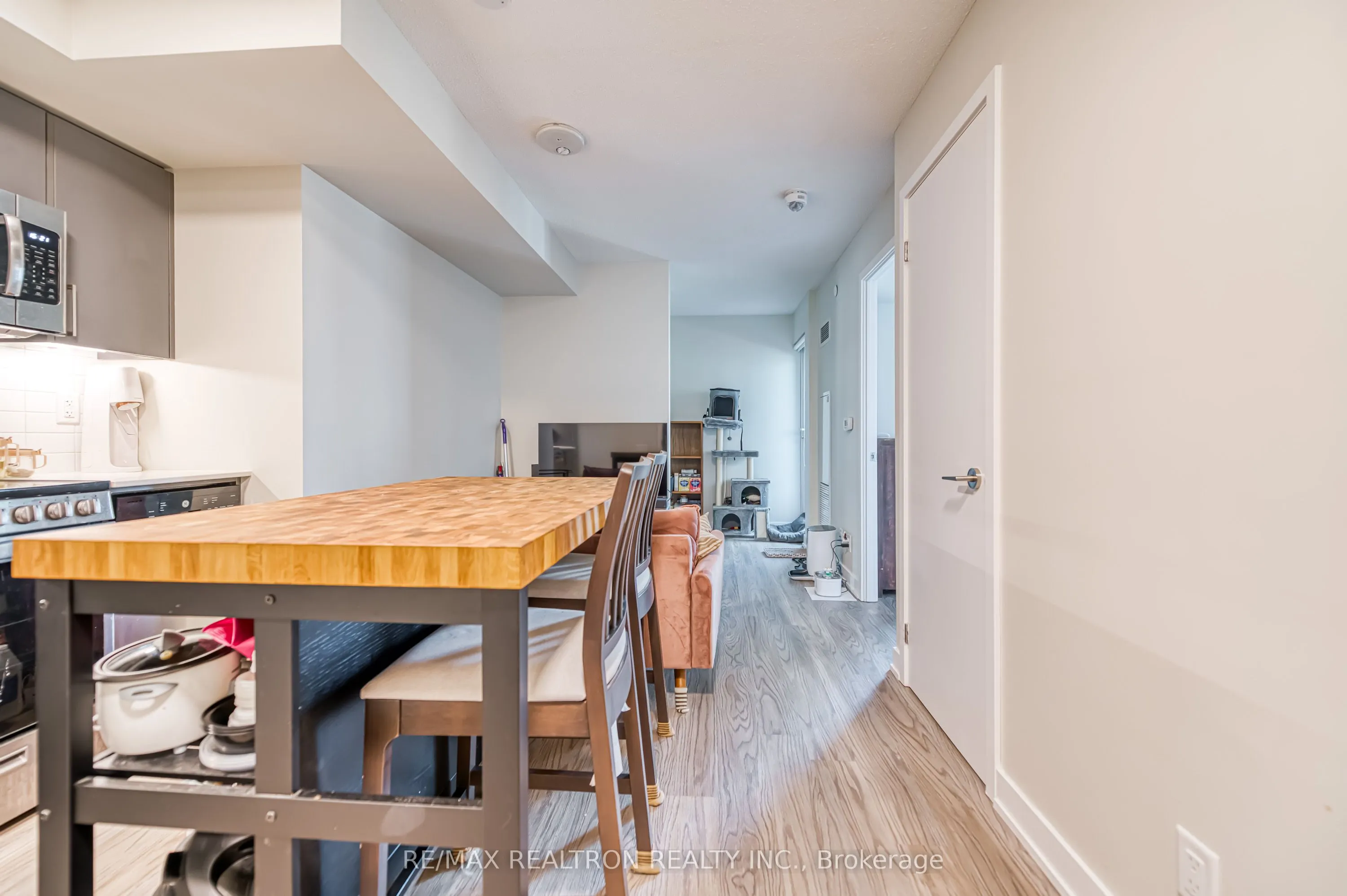 38 Monte Kwinter Court, #501