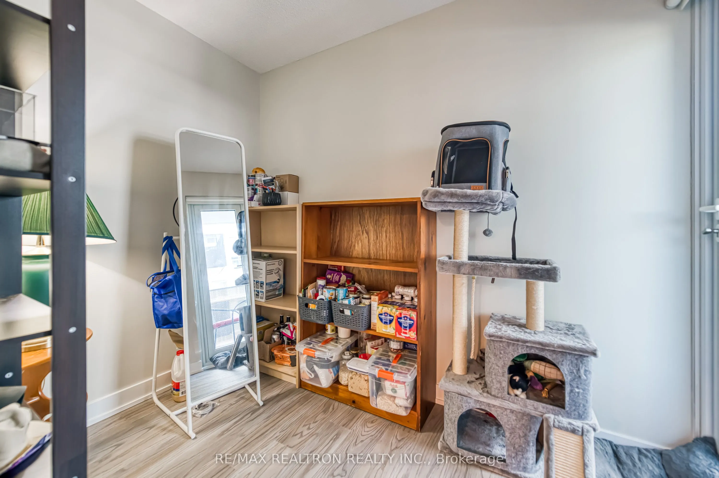 38 Monte Kwinter Court, #501