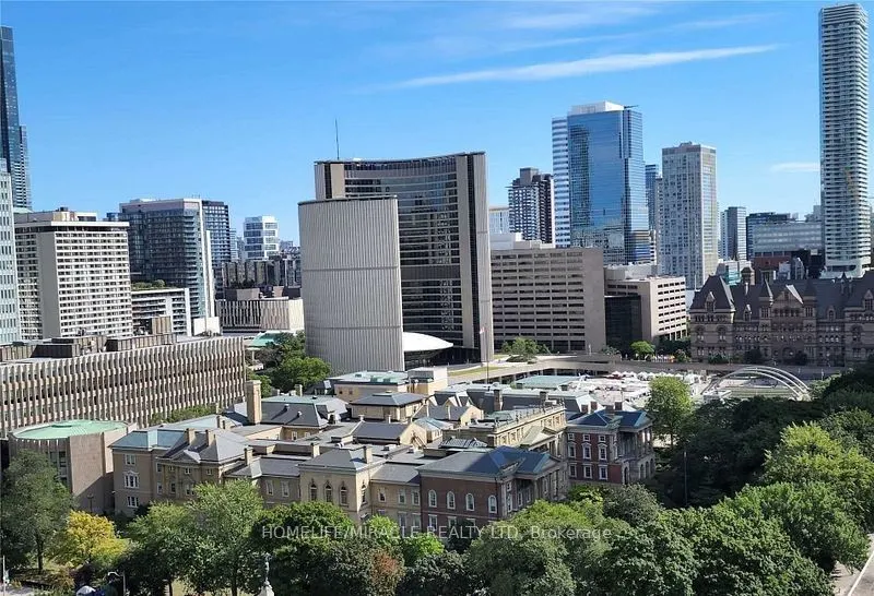 215 Queen Street W, #1810