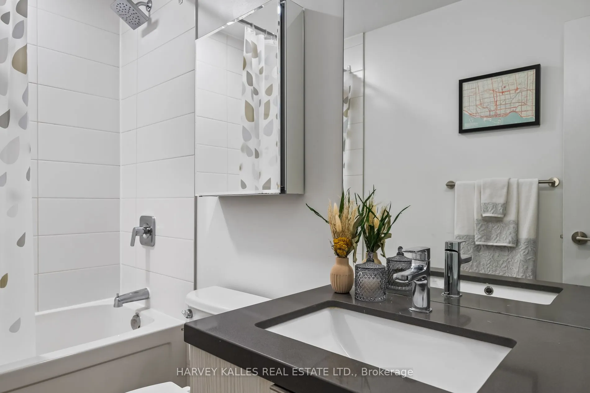 109 Ossington Avenue, #318