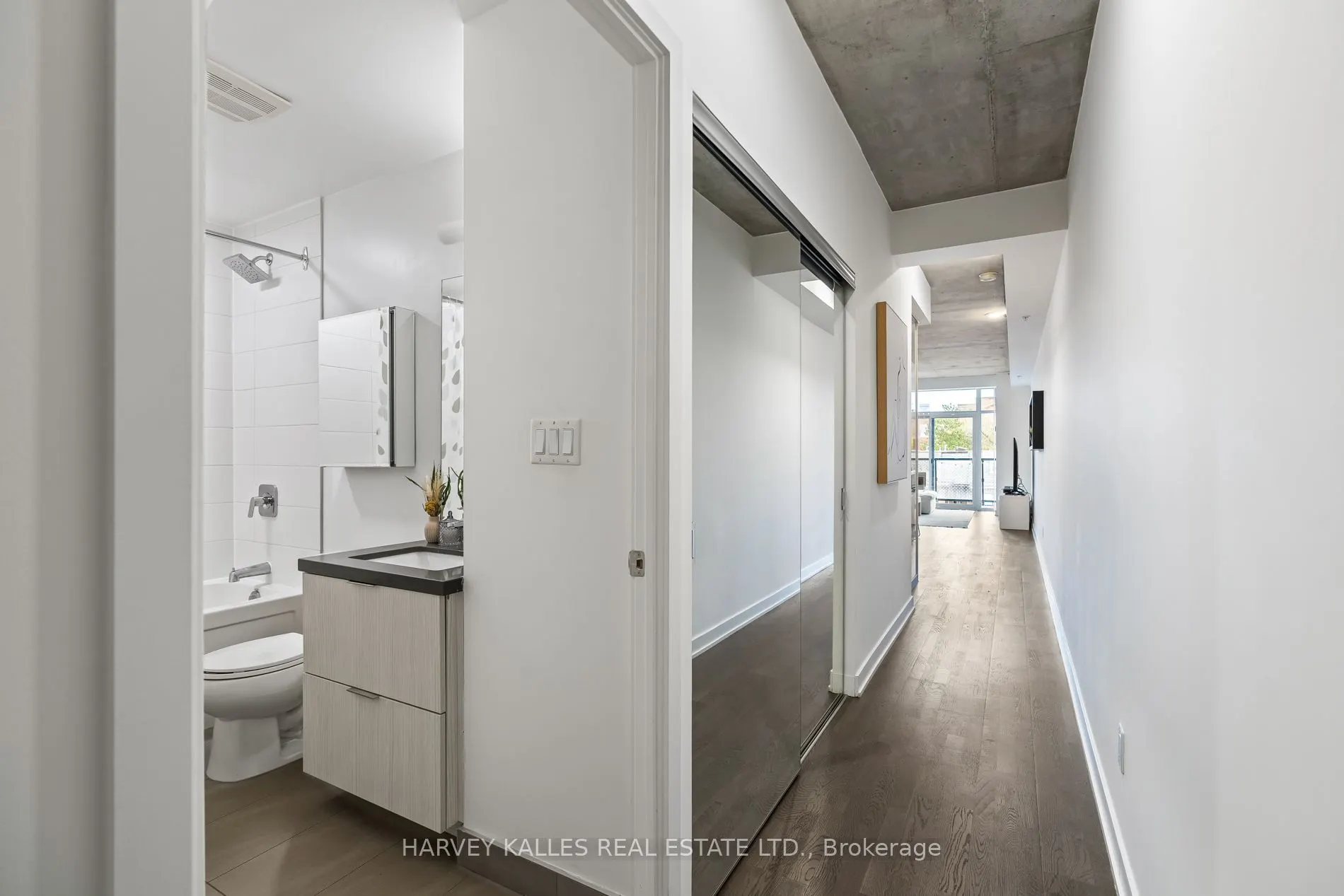 109 Ossington Avenue, #318