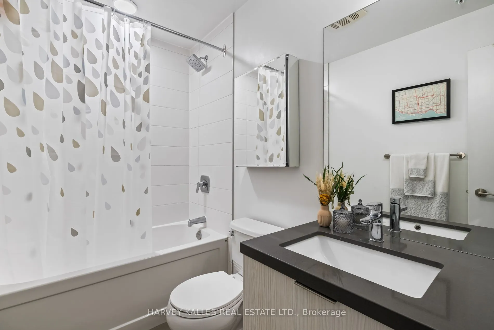 109 Ossington Avenue, #318