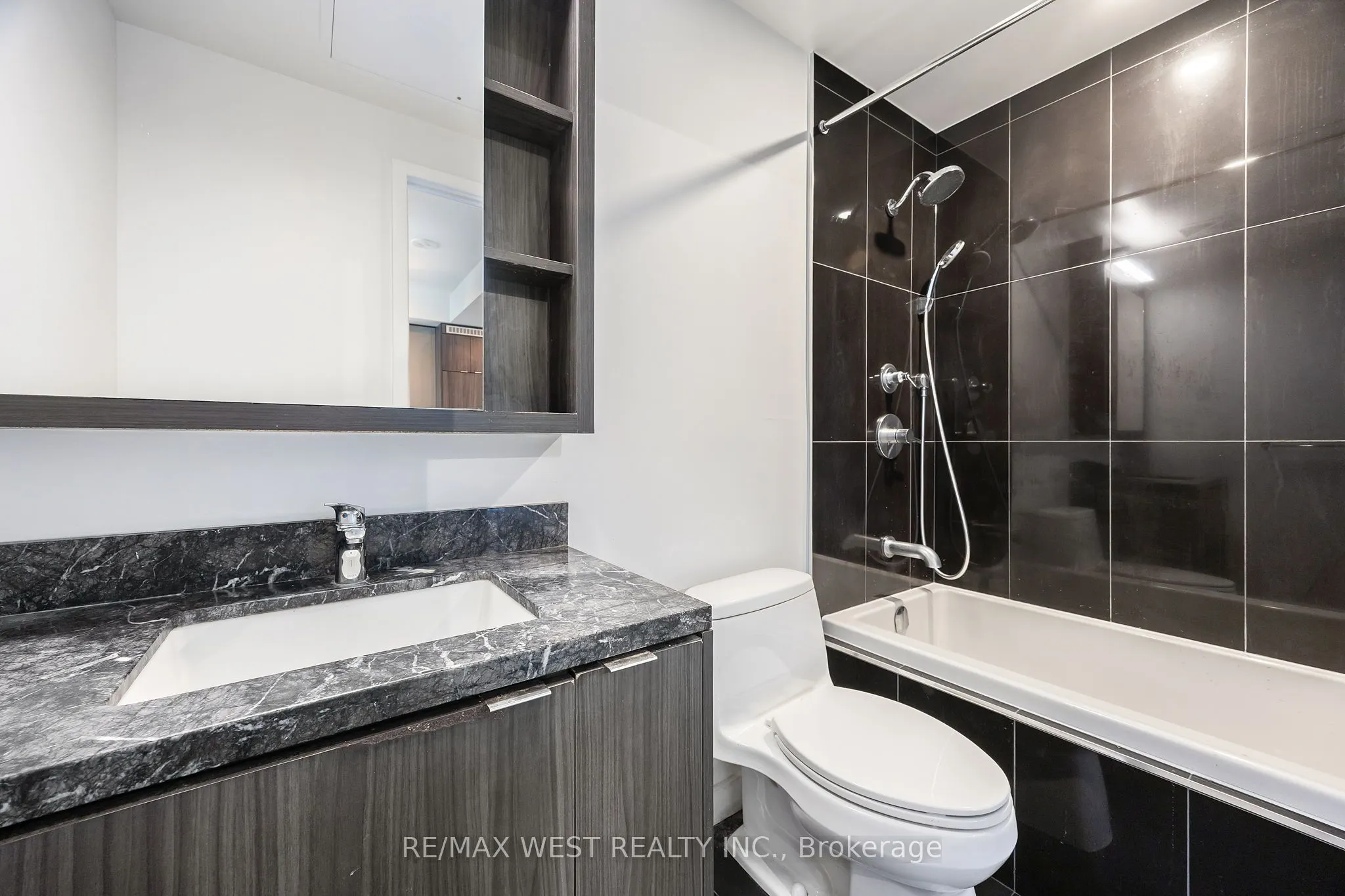 115 Blue Jays Way, #4506