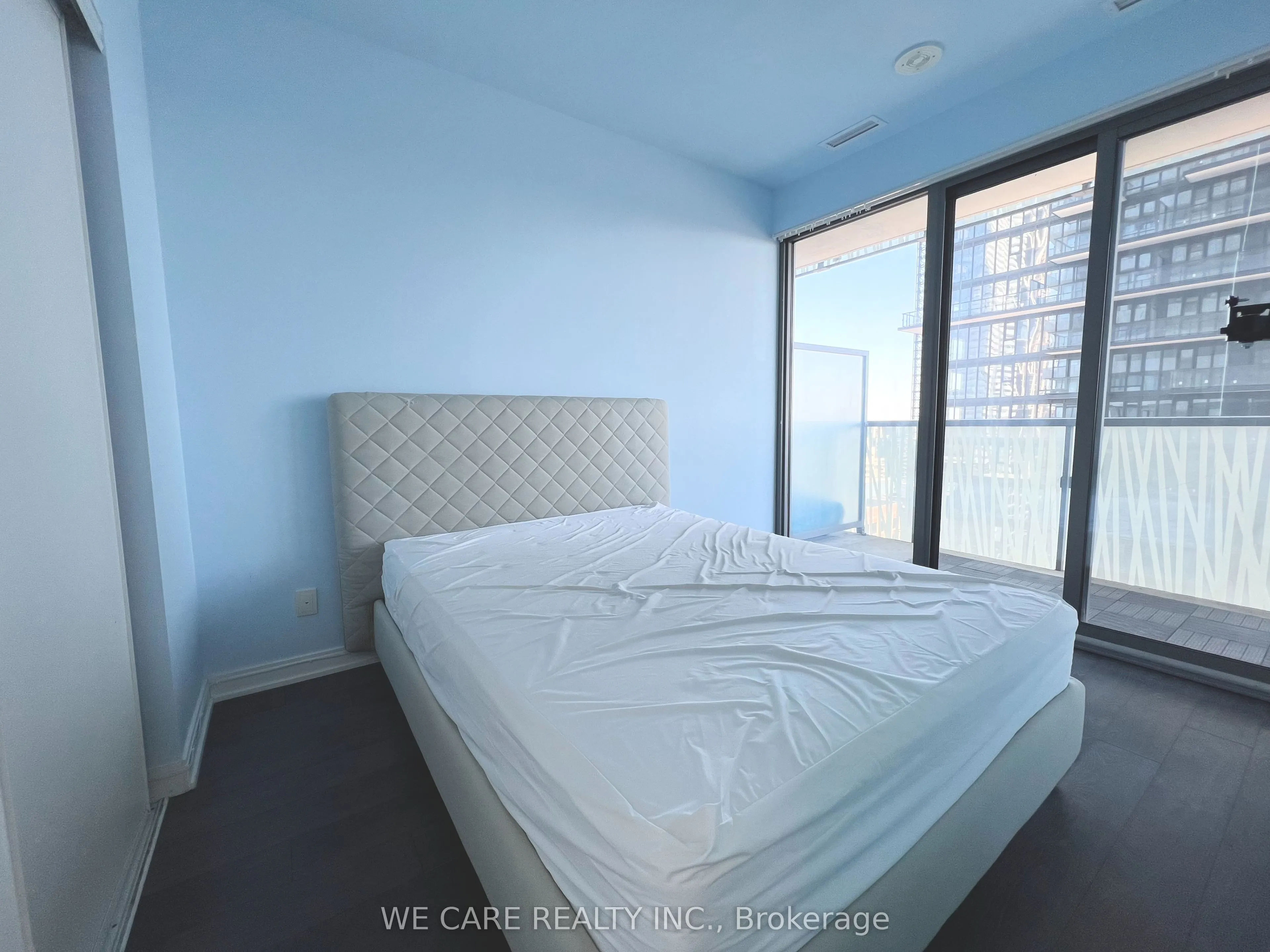 50 Charles Street E, #2901