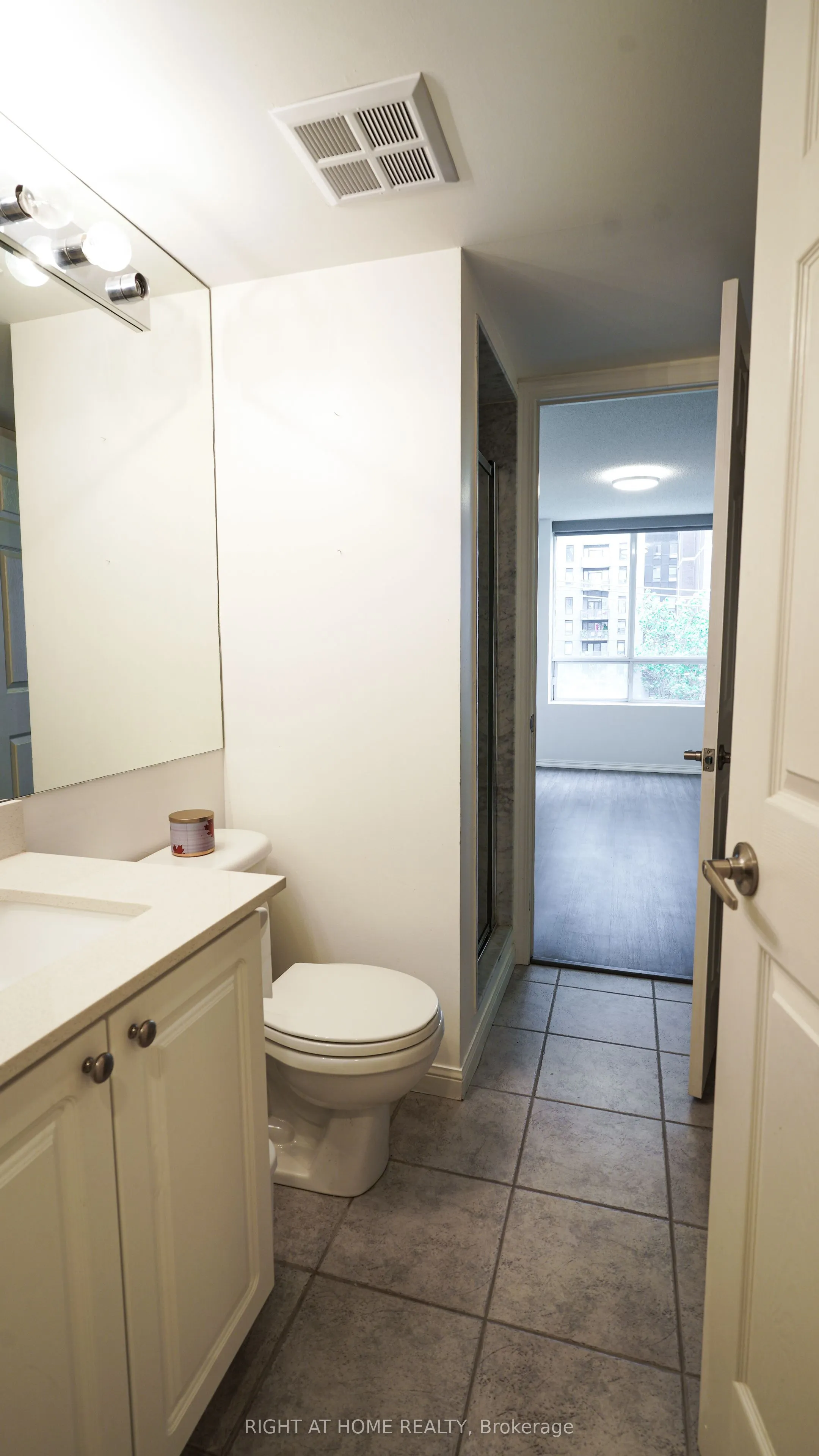 188 Redpath Avenue, #408