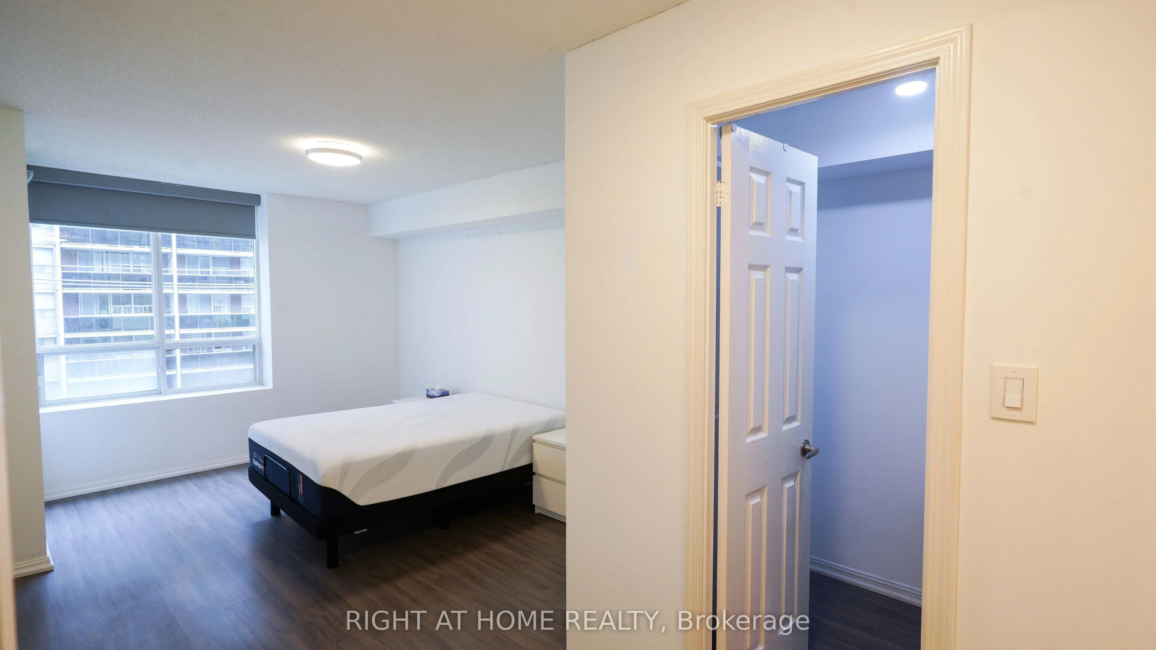 188 Redpath Avenue, #408