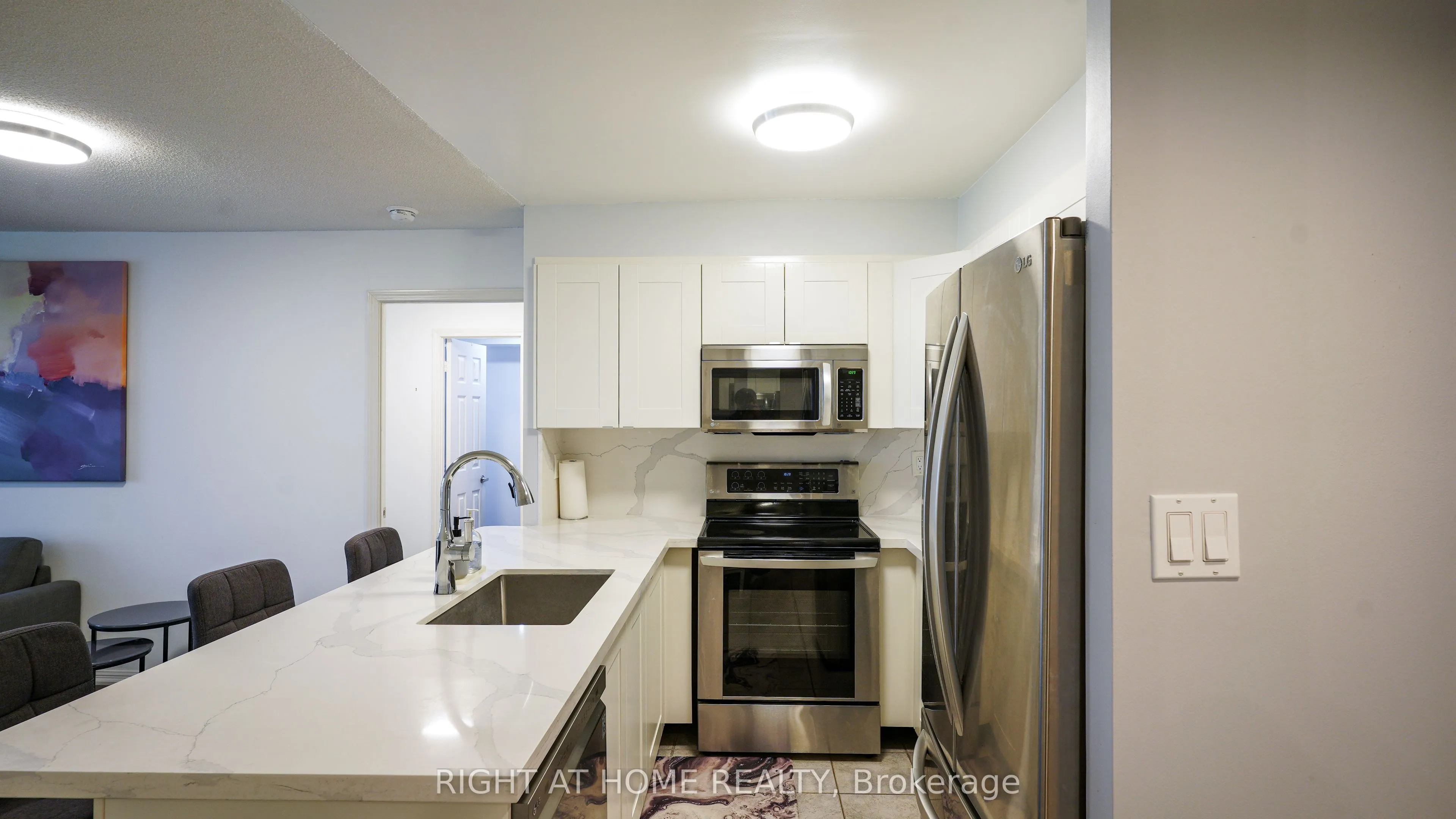 188 Redpath Avenue, #408