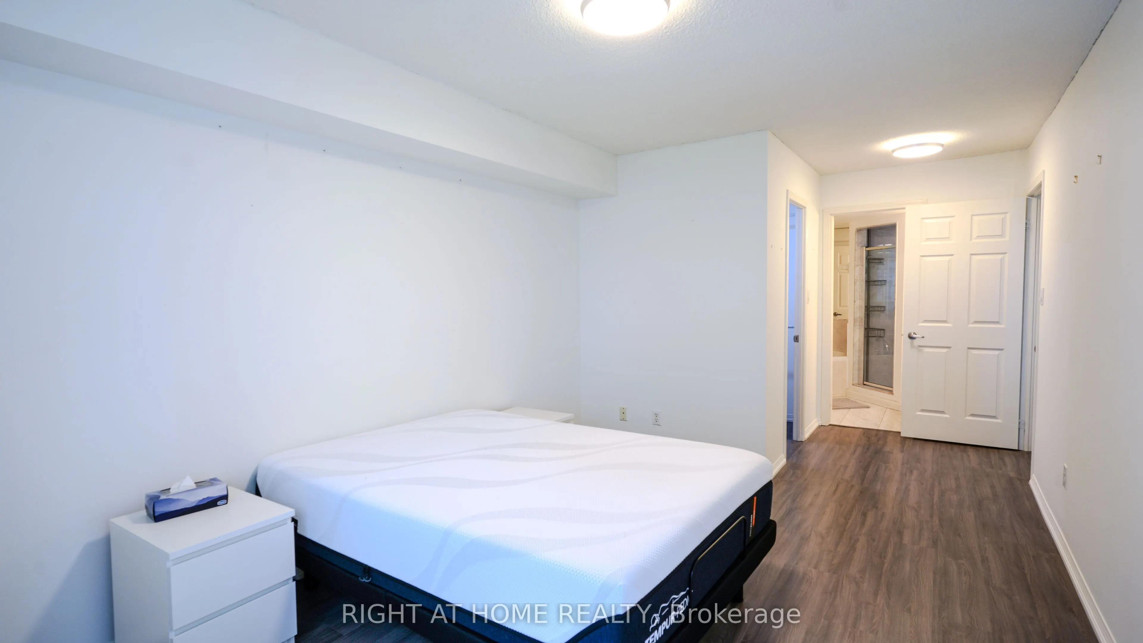 188 Redpath Avenue, #408