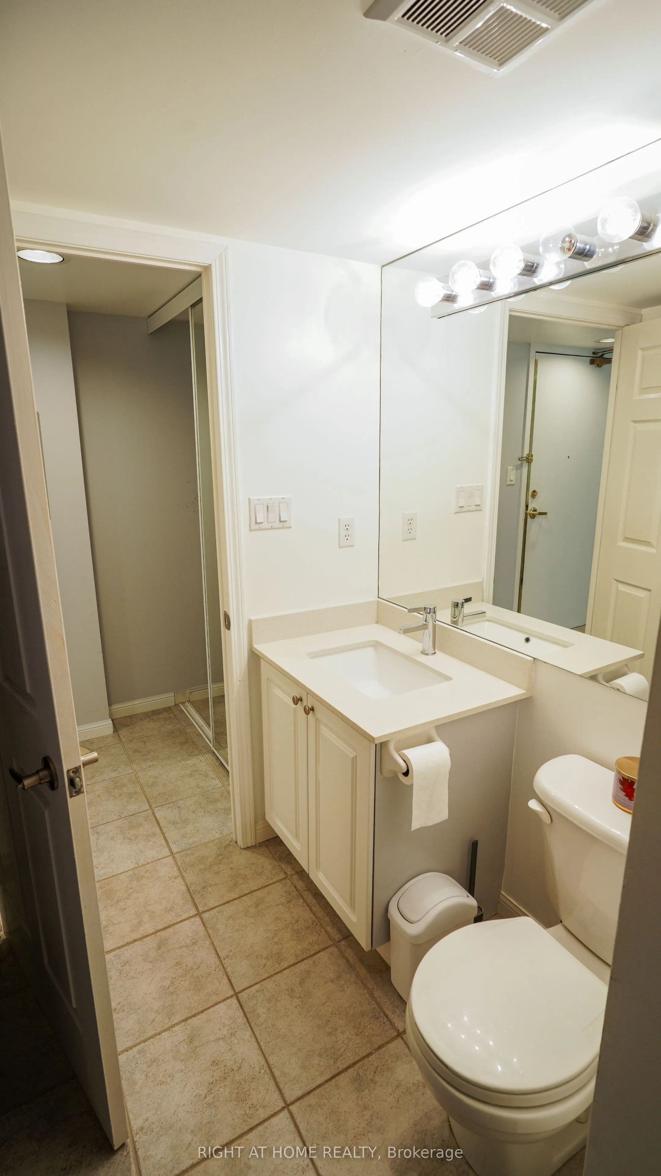 188 Redpath Avenue, #408