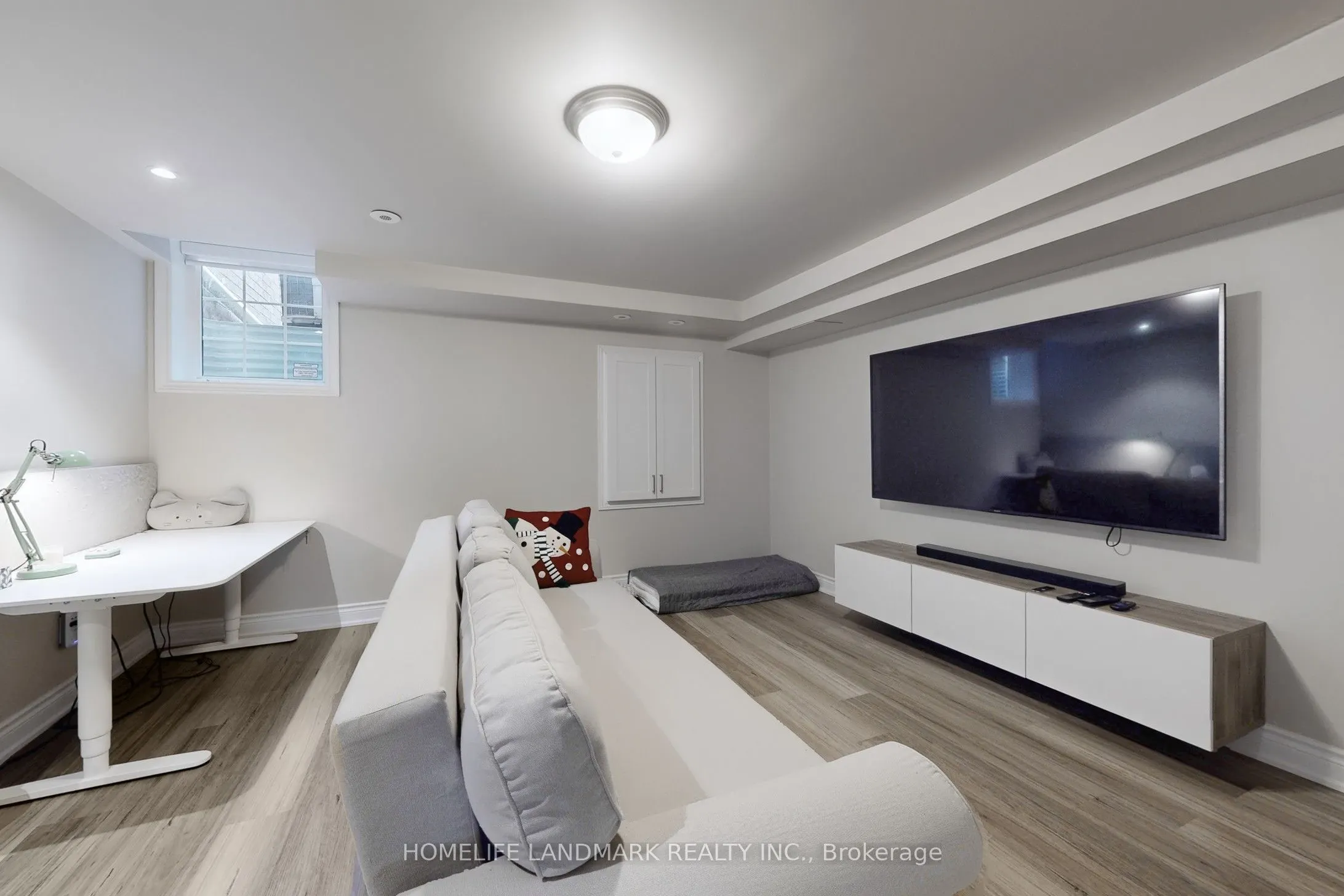 84 Ellerslie Avenue, #46