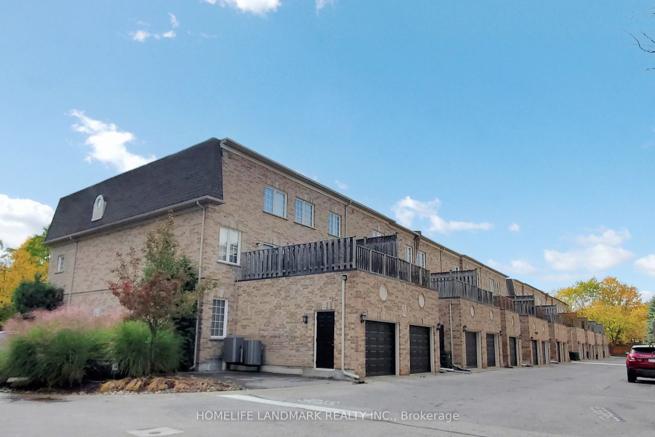 84 Ellerslie Avenue, #46