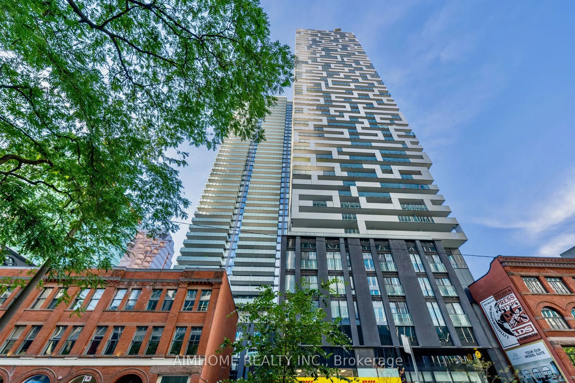 25 Richmond Street E, #2301