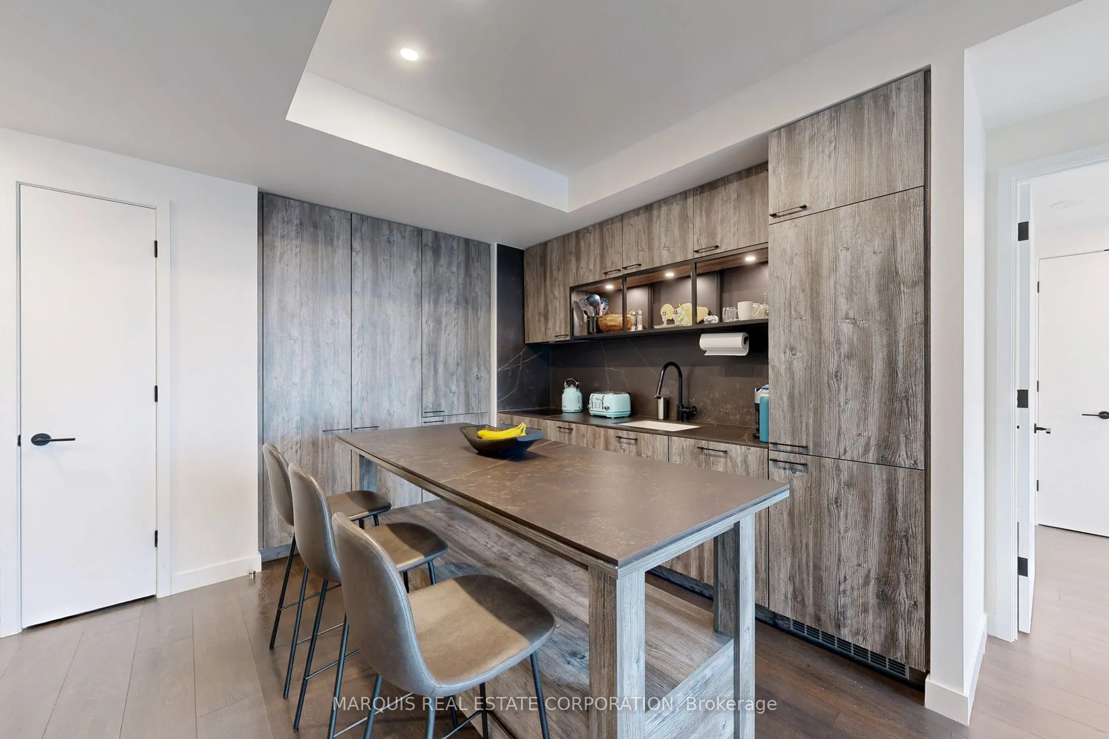 505 Richmond Street W, #1222 - 0 Parking