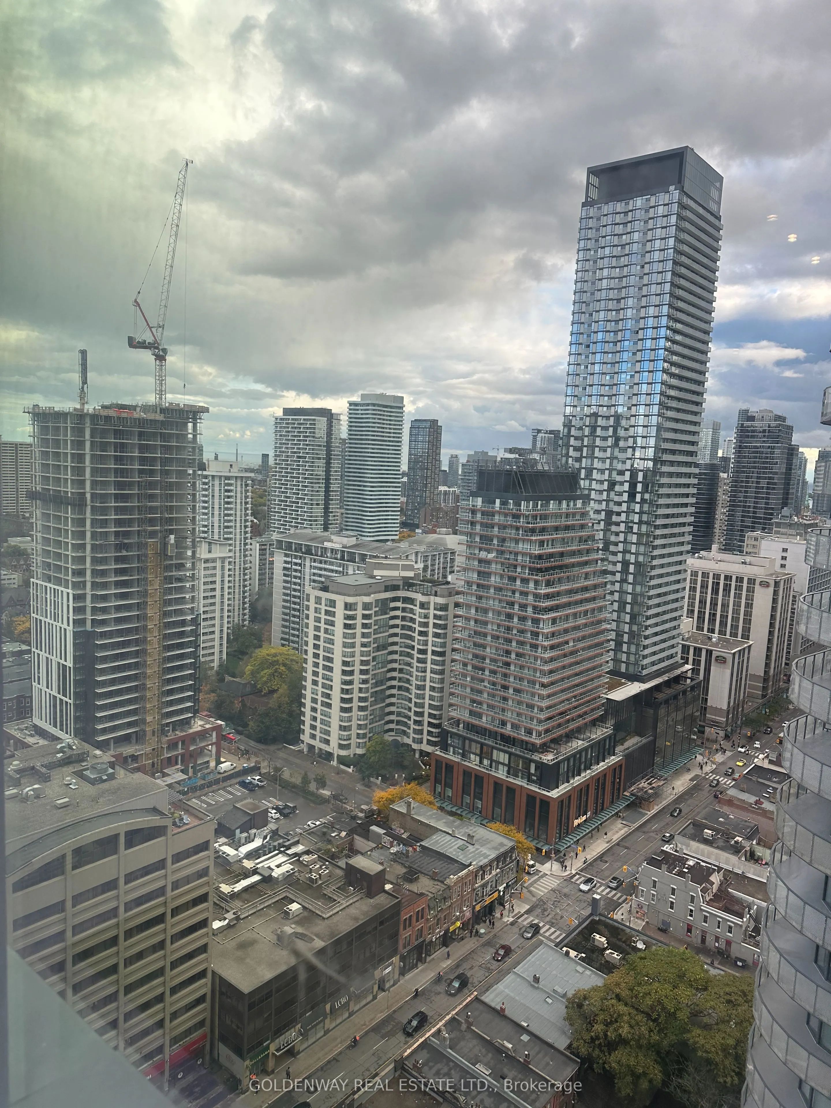 8 Wellesley Street W, #3216