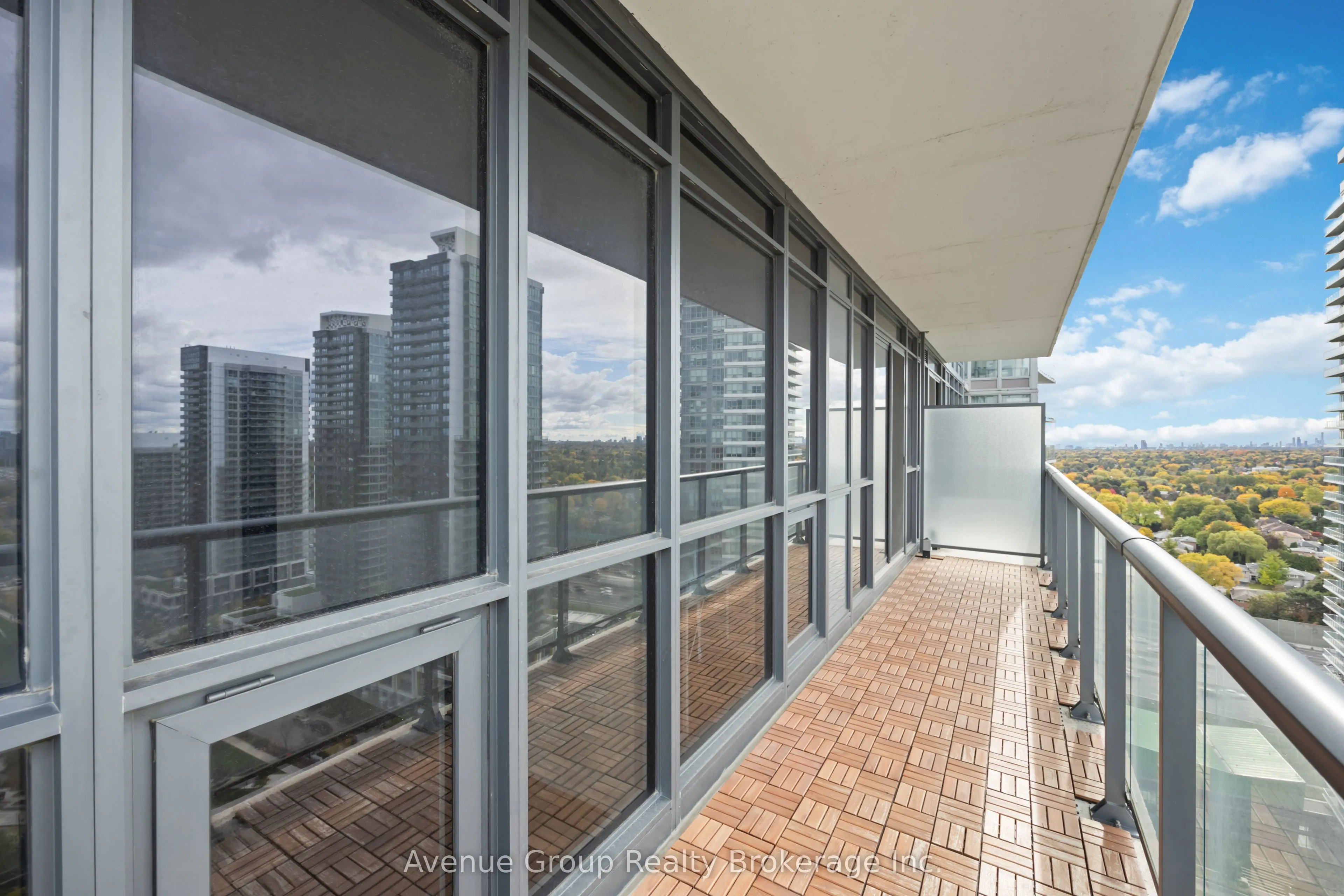 121 MCMAHON Drive, #2917