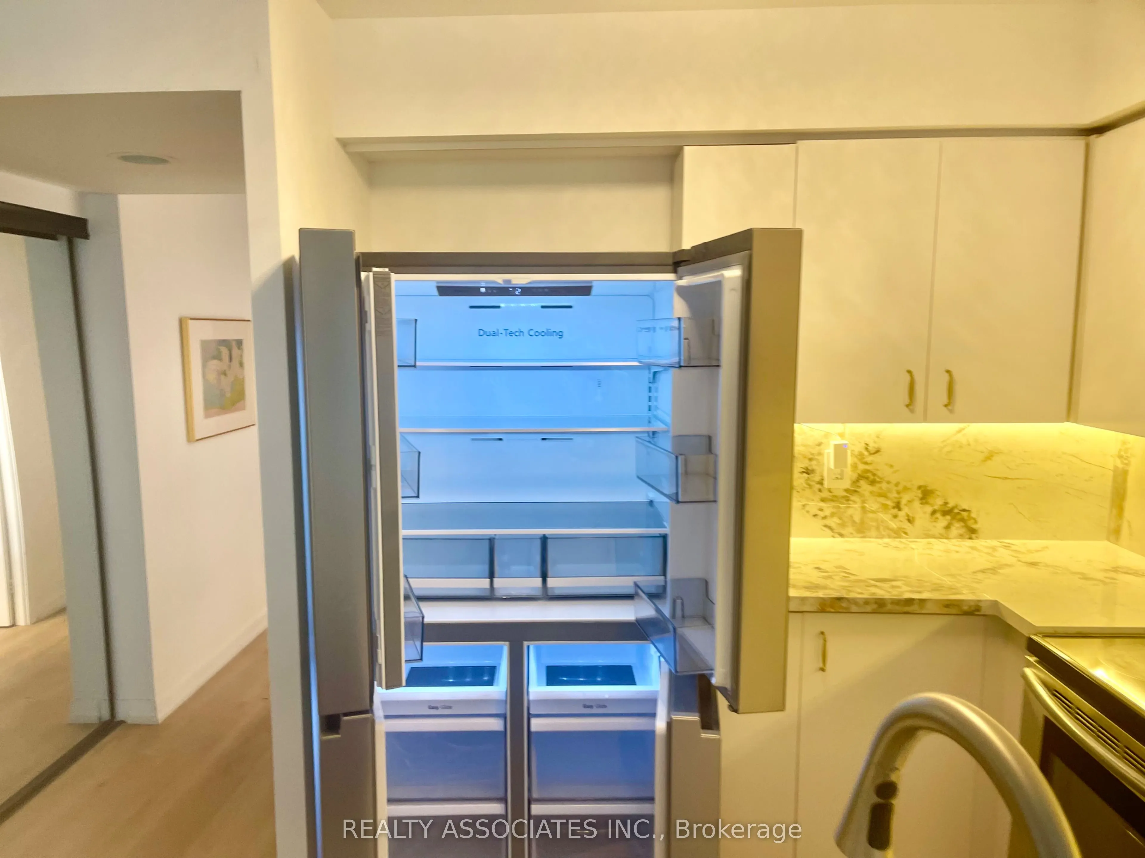 4978 Yonge Street, #1008