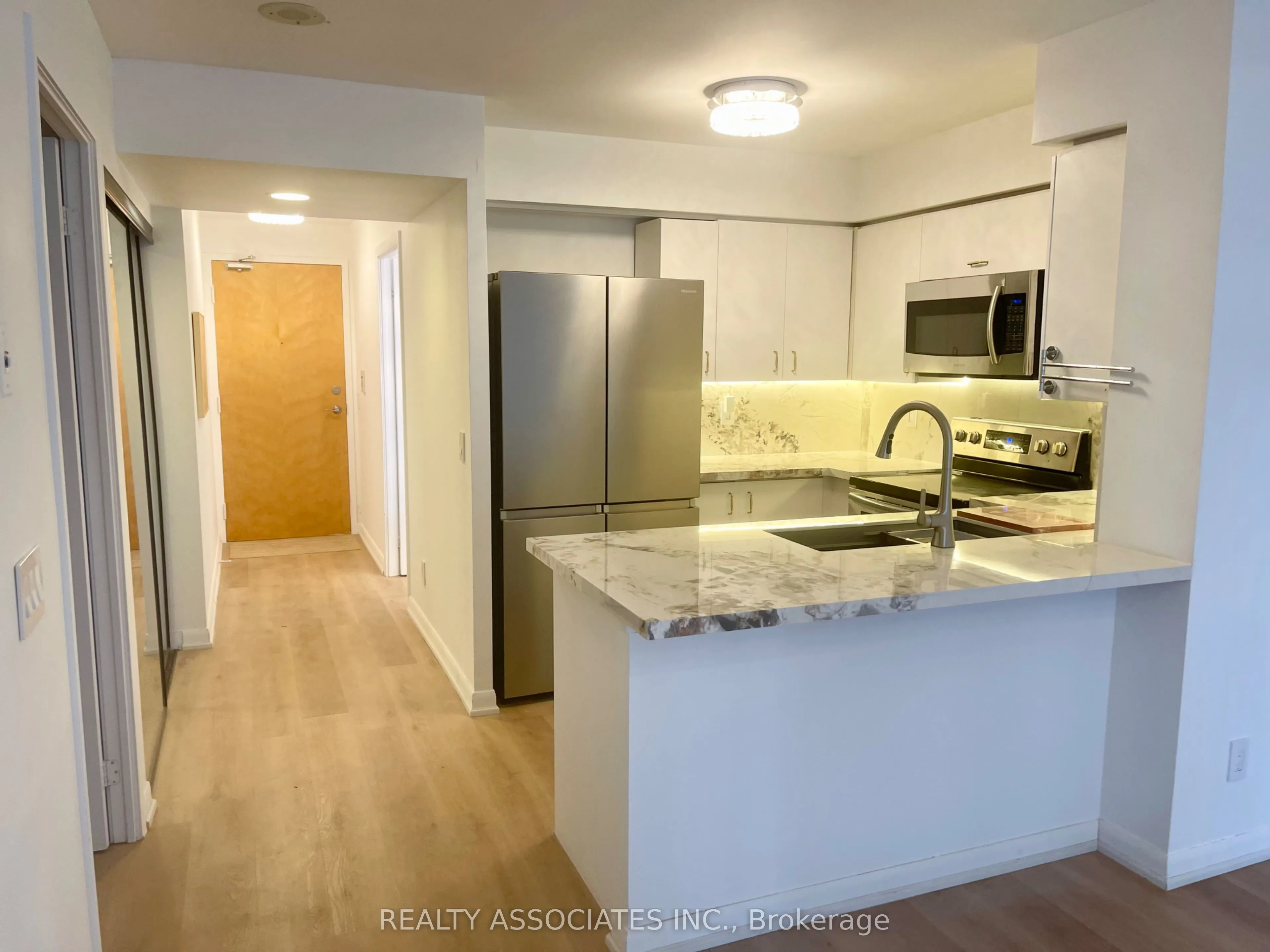 4978 Yonge Street, #1008